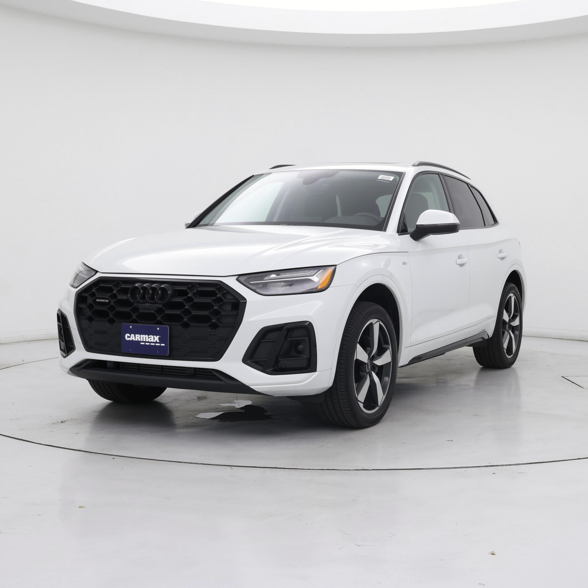 Thumbnail: 2023 Audi Q5 - 4