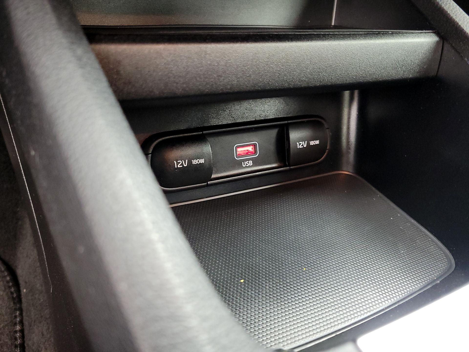 Thumbnail: 2023 Kia Forte - 18