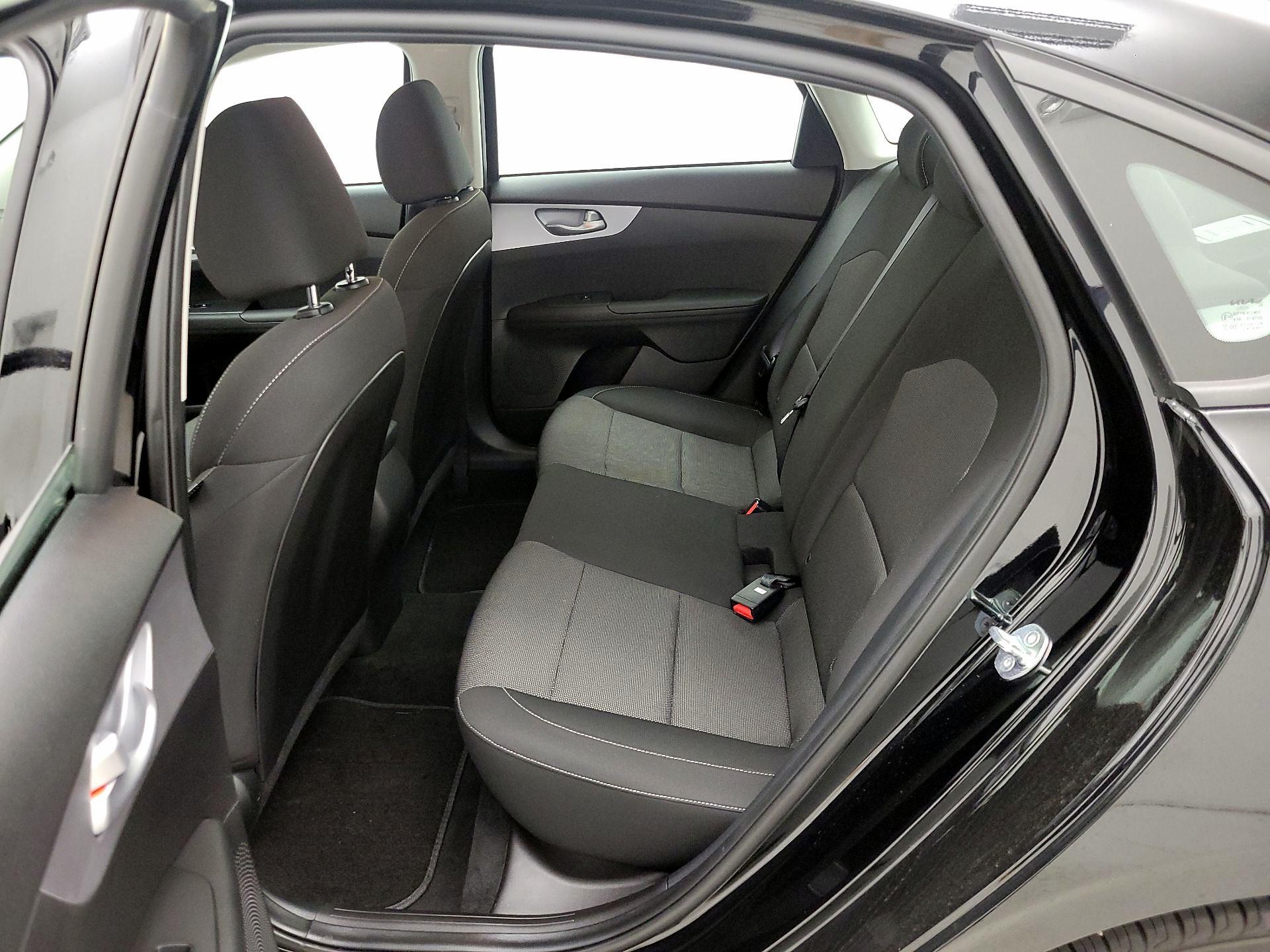 Thumbnail: 2023 Kia Forte - 19