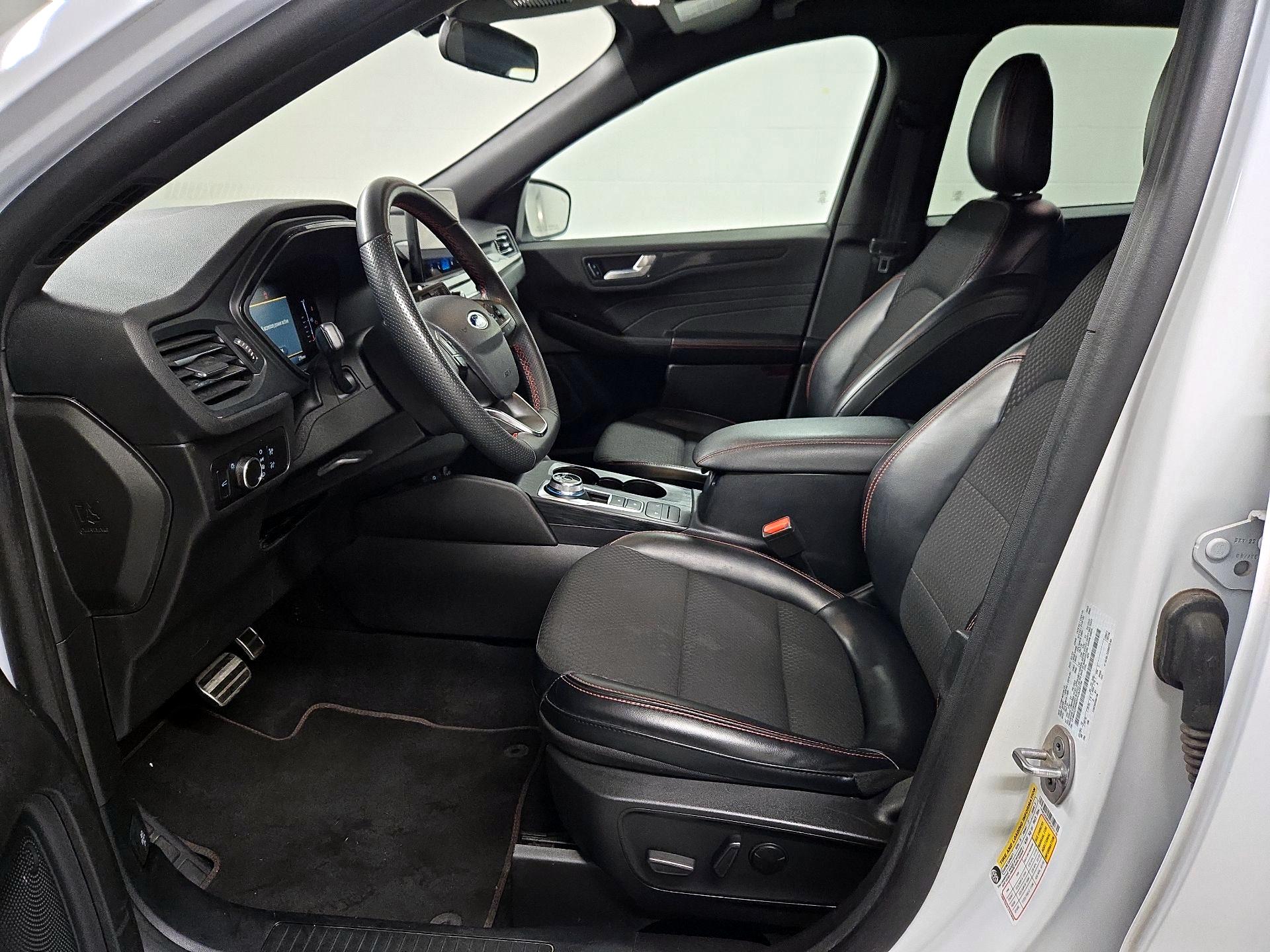 Thumbnail: 2023 Ford Escape - 11