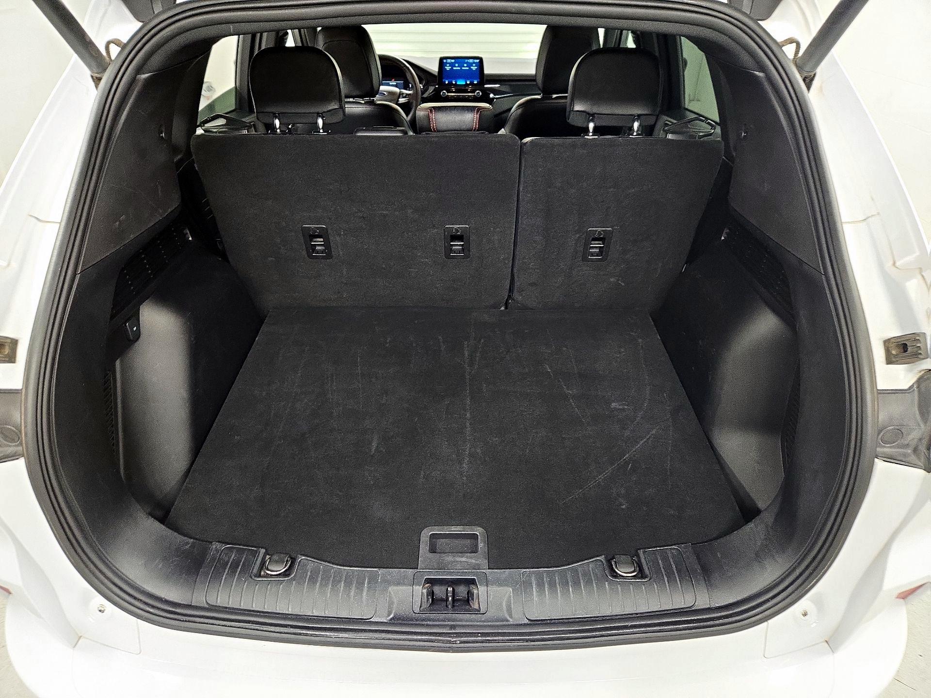 Thumbnail: 2023 Ford Escape - 20