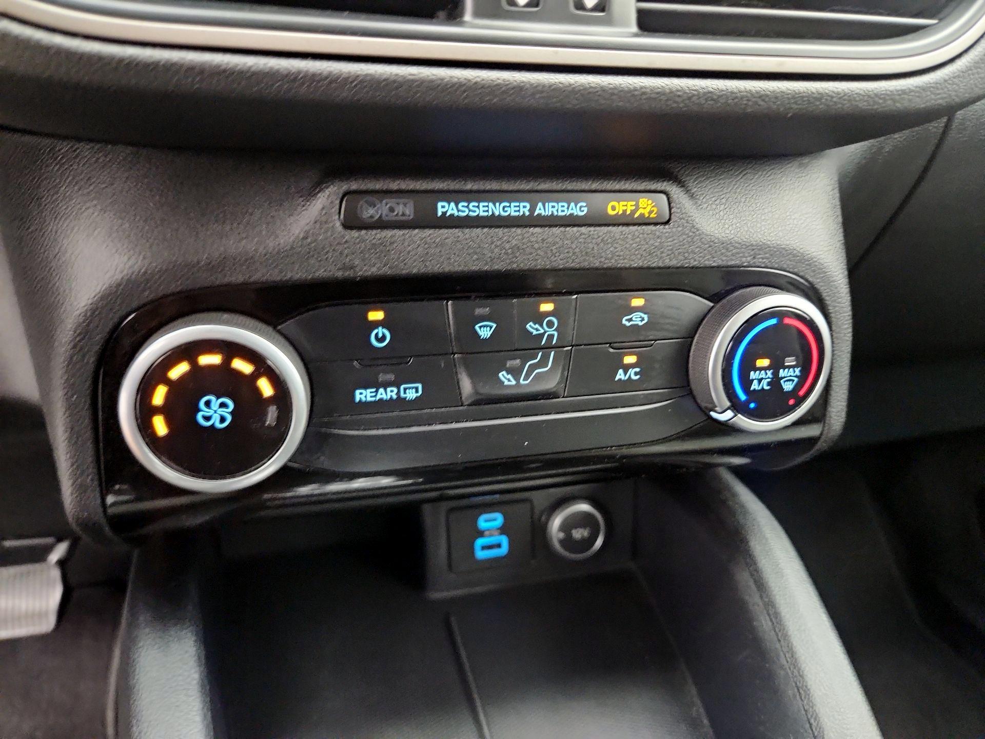 Thumbnail: 2021 Ford Escape - 16