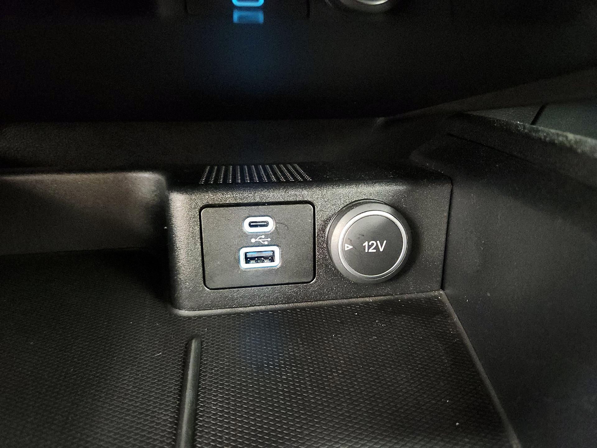 Thumbnail: 2021 Ford Escape - 18