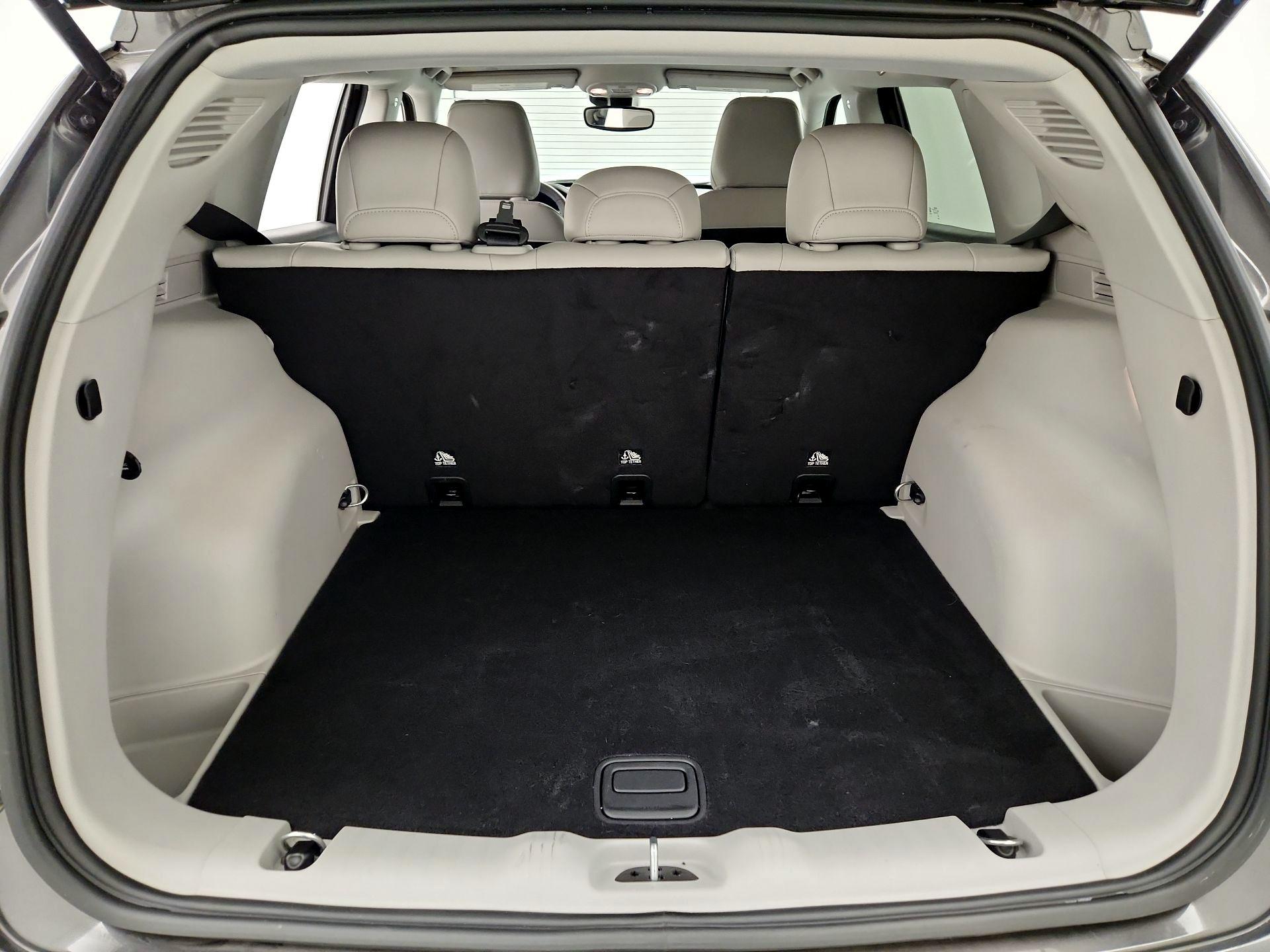 Thumbnail: 2022 Jeep Compass - 20