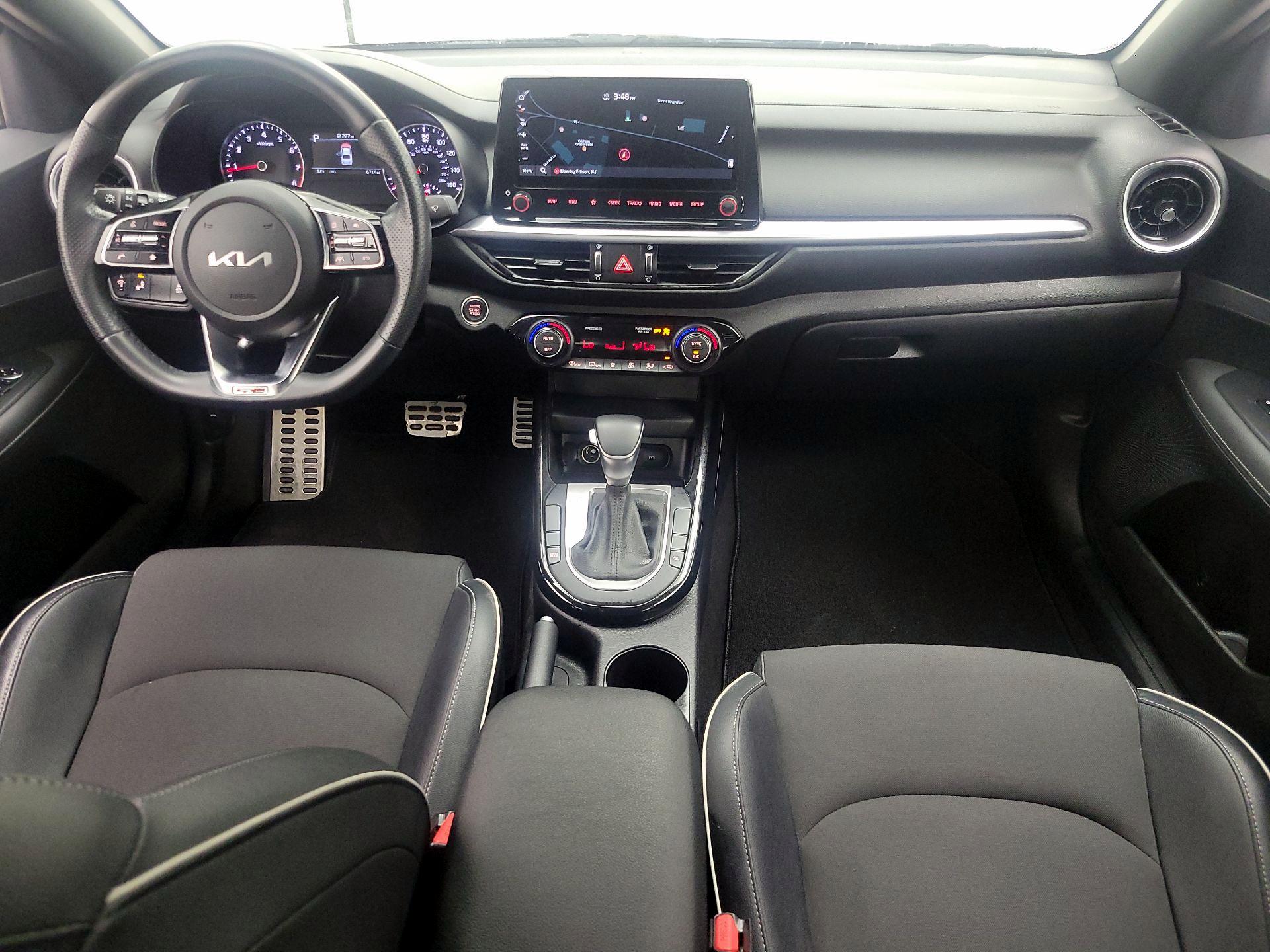 Thumbnail: 2023 Kia Forte - 9