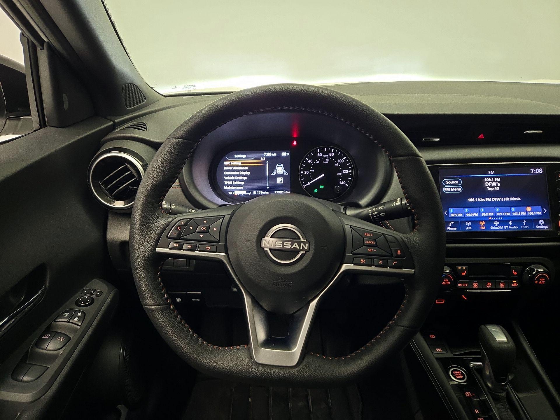 Thumbnail: 2023 Nissan Kicks - 10