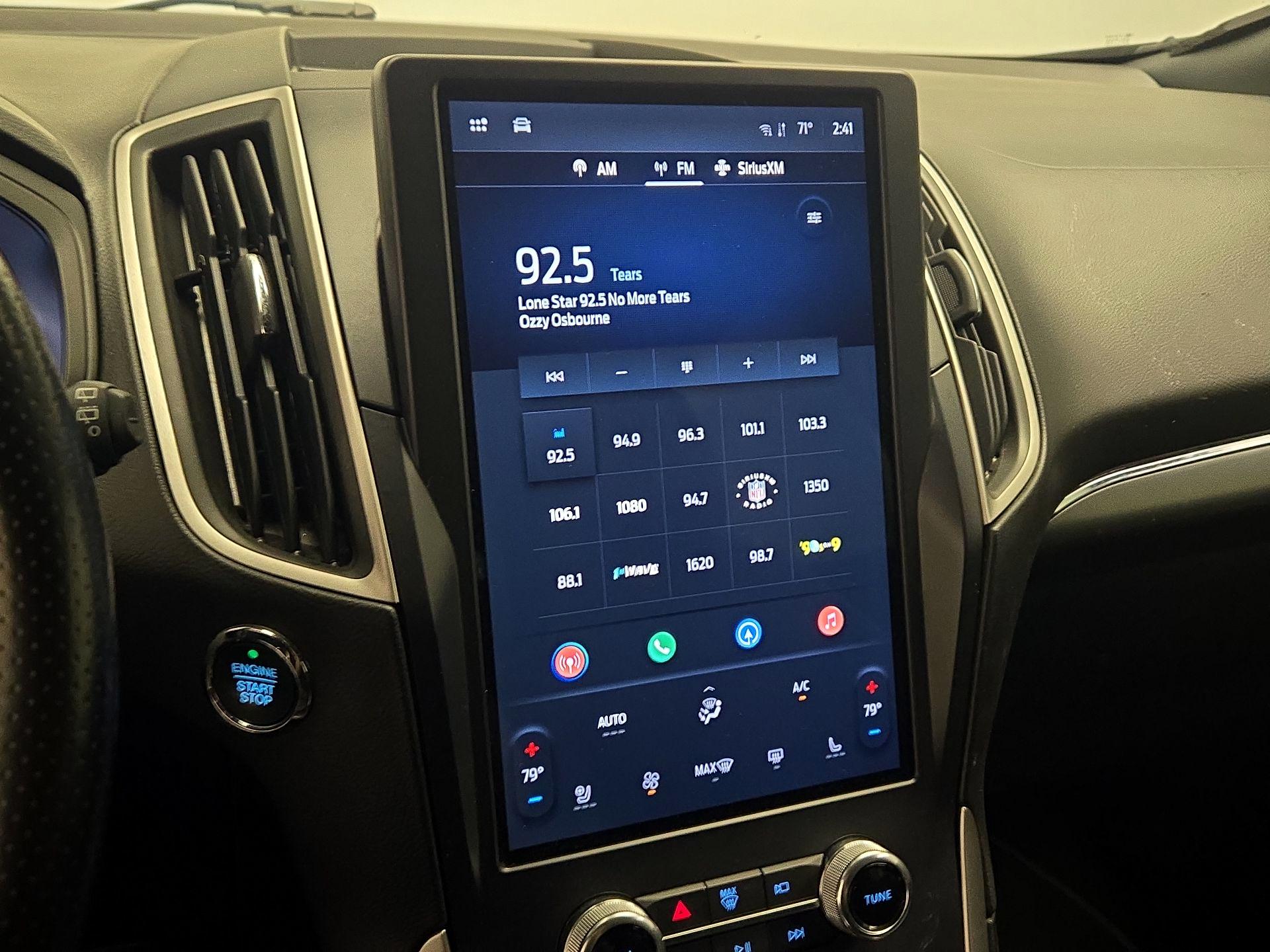 Thumbnail: 2022 Ford Edge - 16