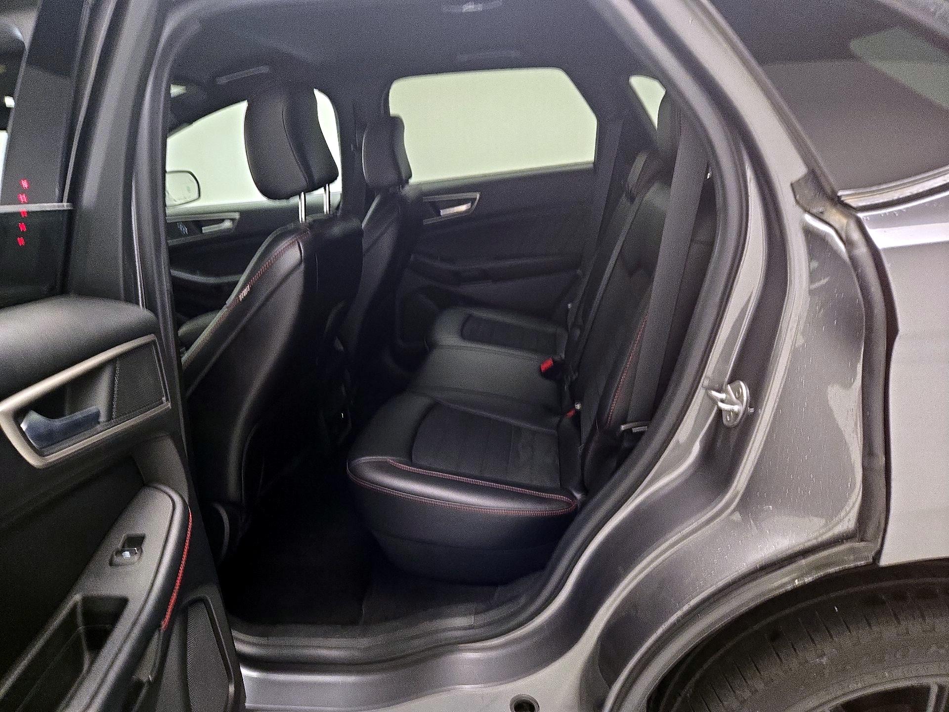 Thumbnail: 2022 Ford Edge - 20