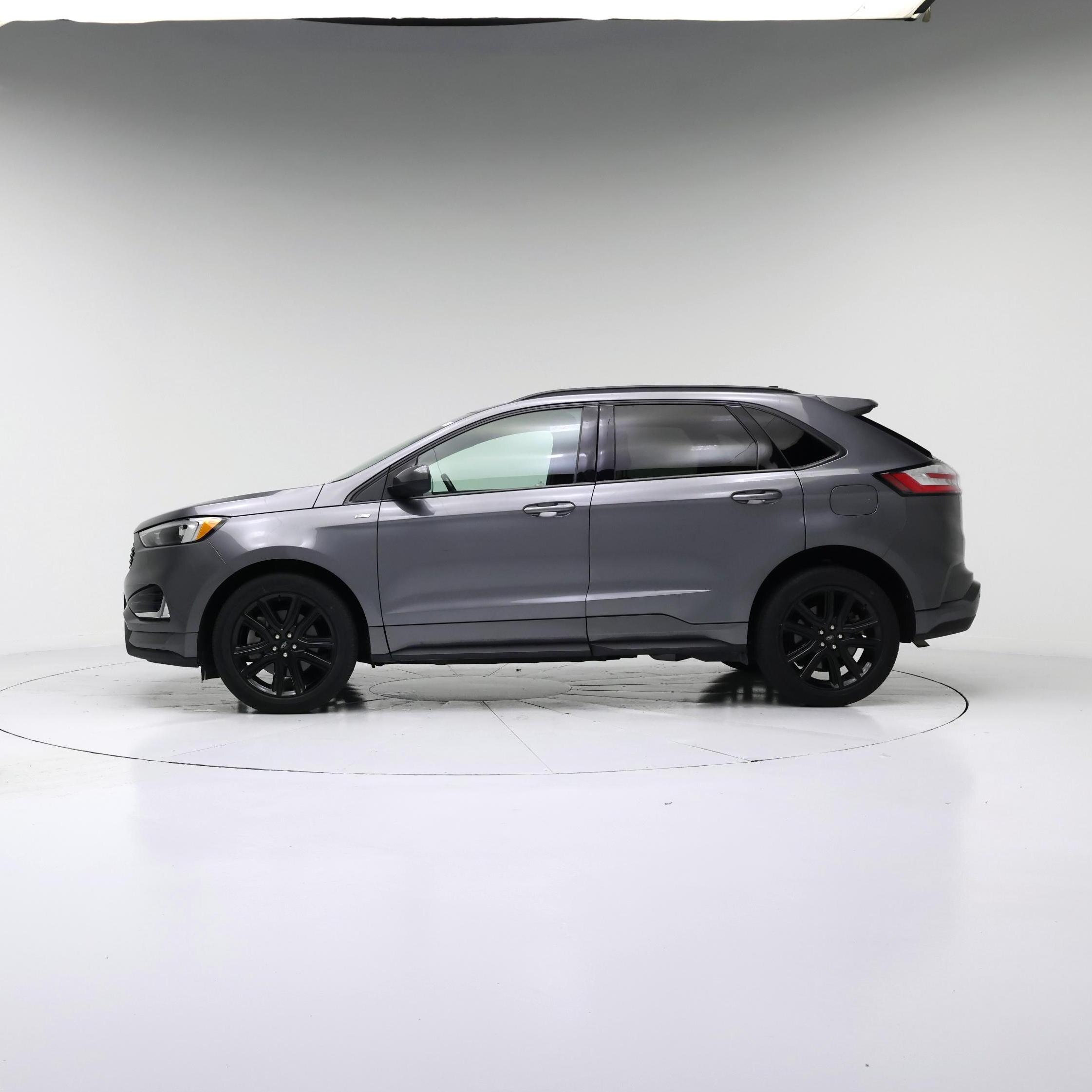 Thumbnail: 2022 Ford Edge - 3