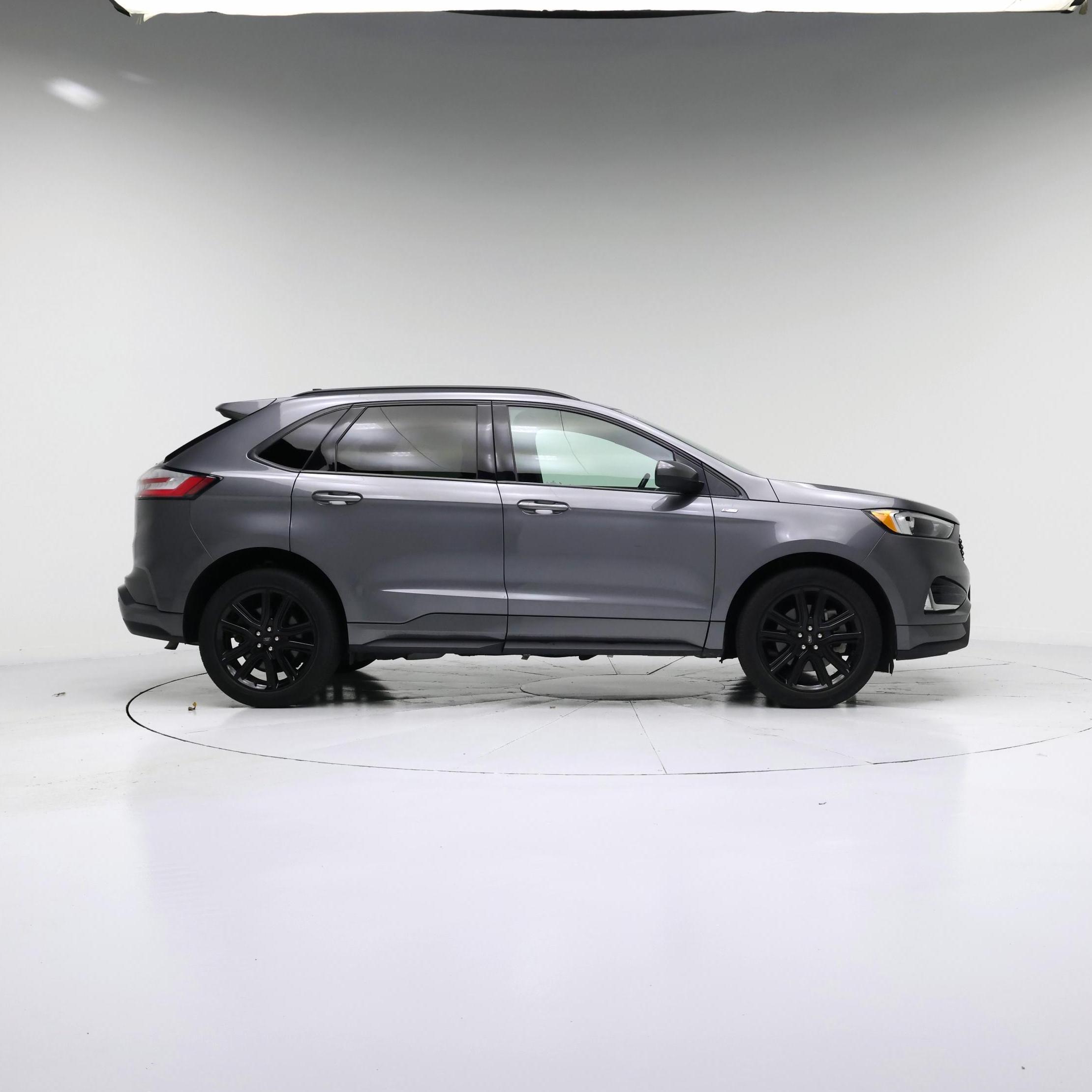 Thumbnail: 2022 Ford Edge - 7