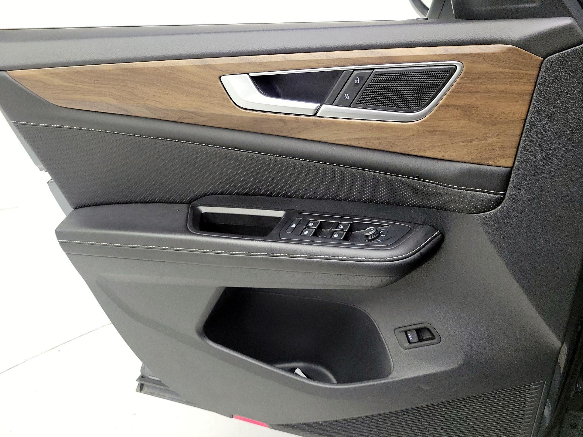 Thumbnail: 2024 Volkswagen Atlas - 12