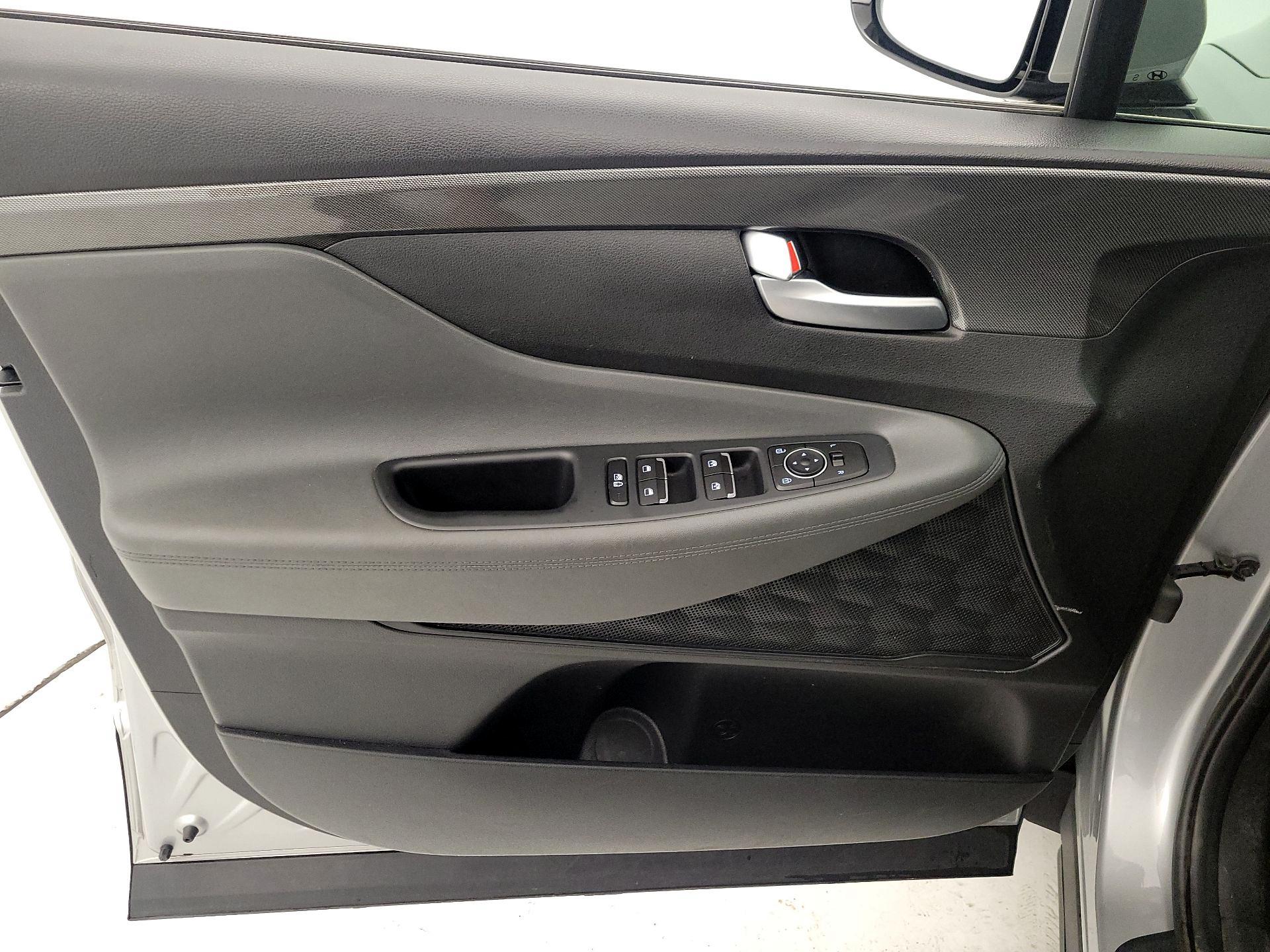 Thumbnail: 2023 Hyundai Santa Fe - 12