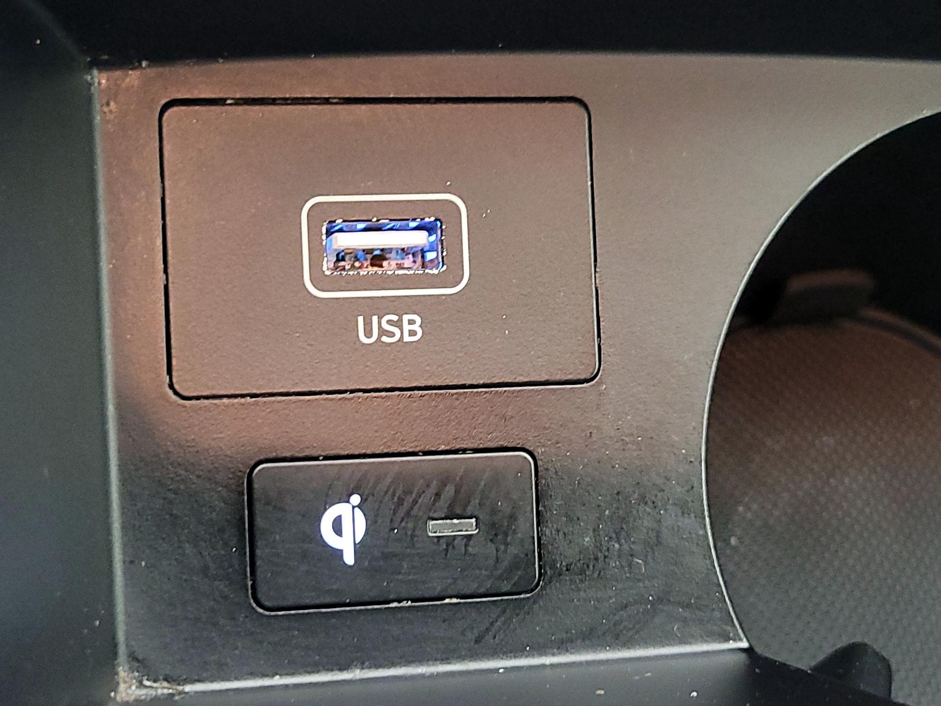 Thumbnail: 2023 Hyundai Santa Fe - 19