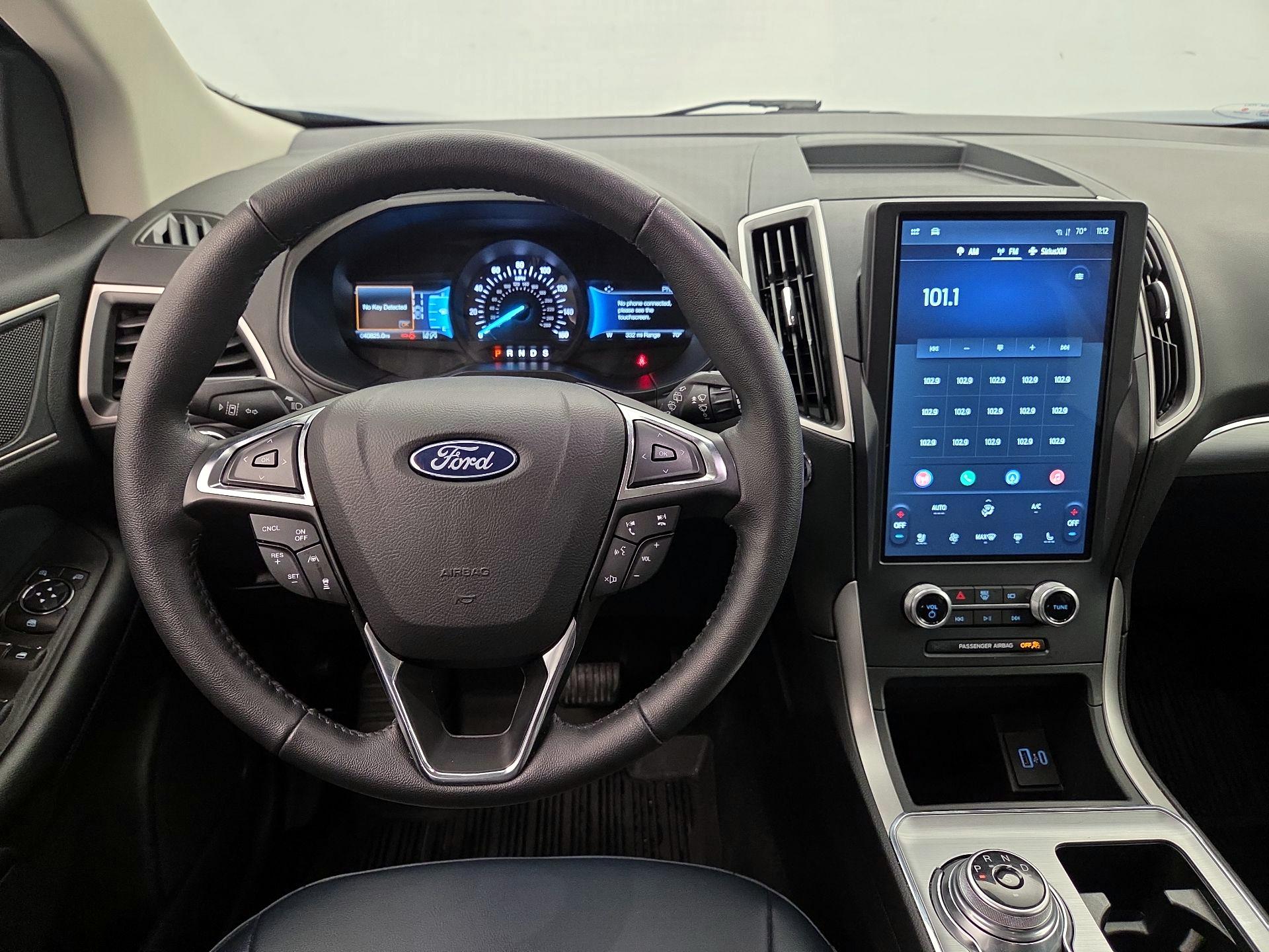 Thumbnail: 2022 Ford Edge - 10