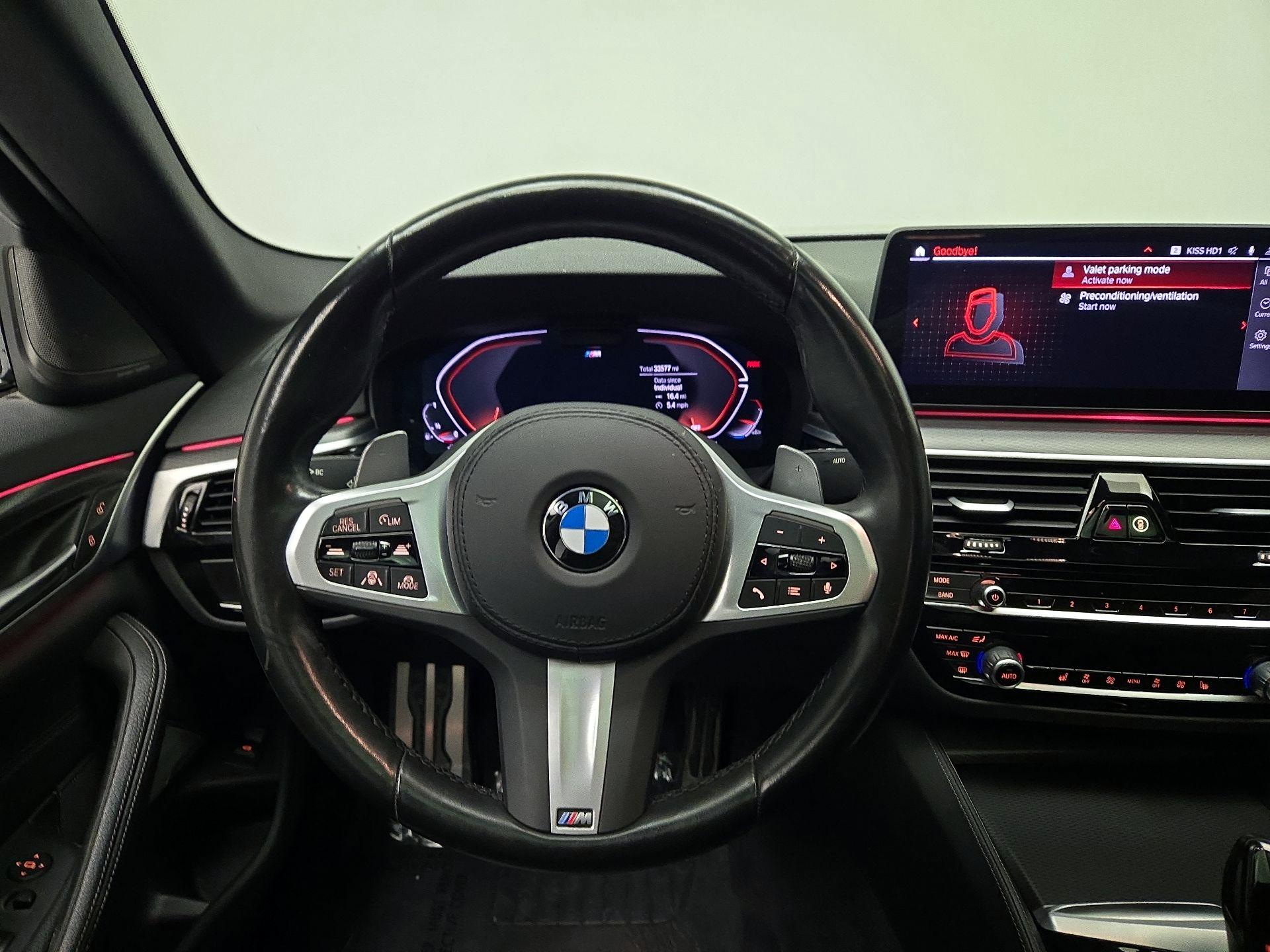 Thumbnail: 2023 BMW 5 Series - 10