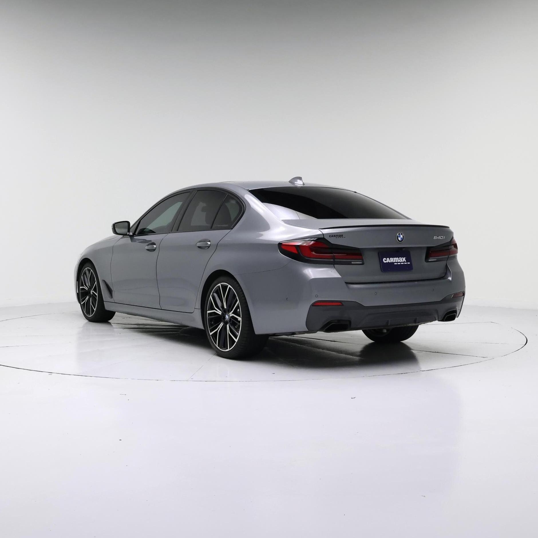 Thumbnail: 2023 BMW 5 Series - 2