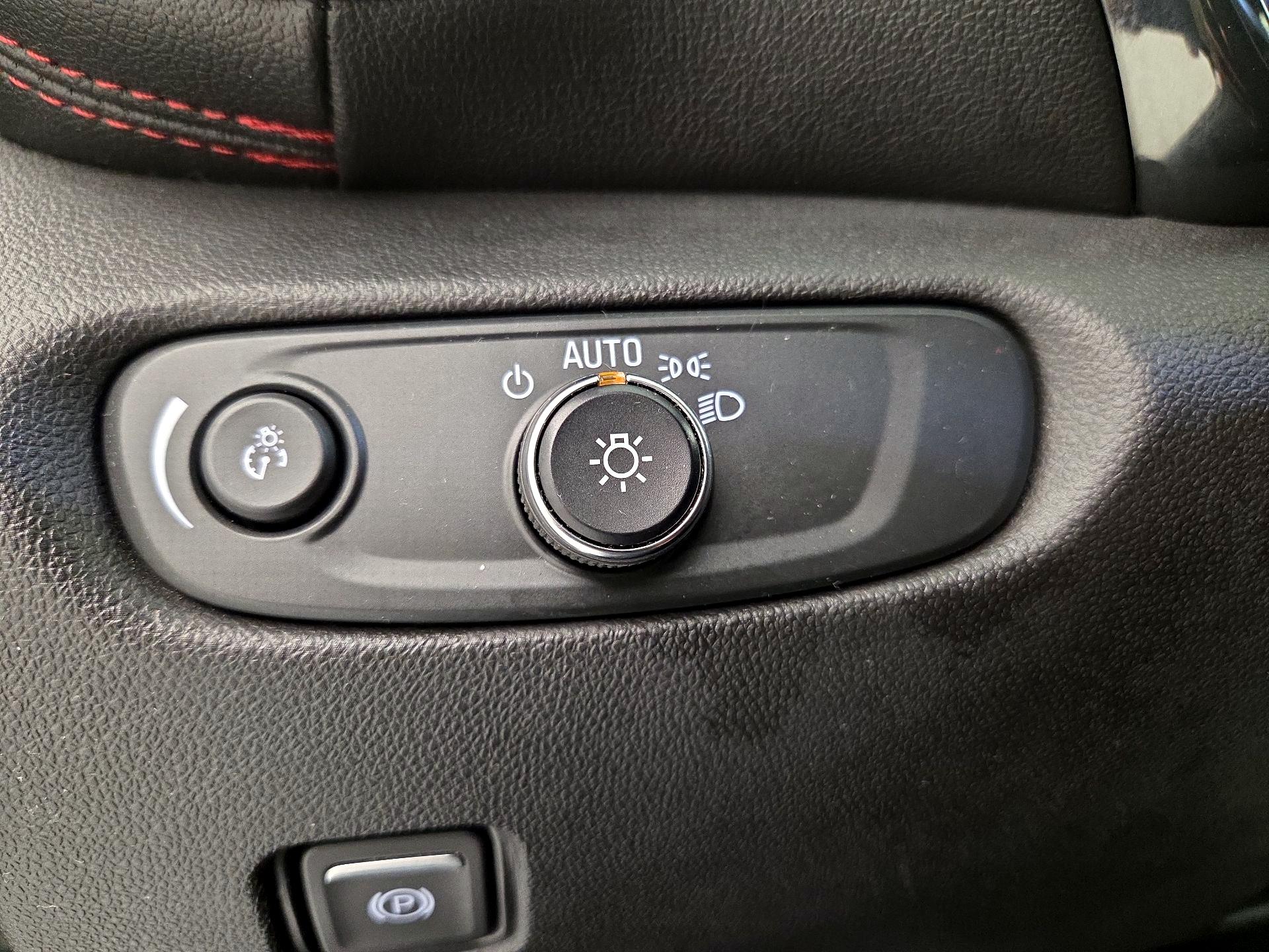 Thumbnail: 2021 Chevrolet Blazer - 13