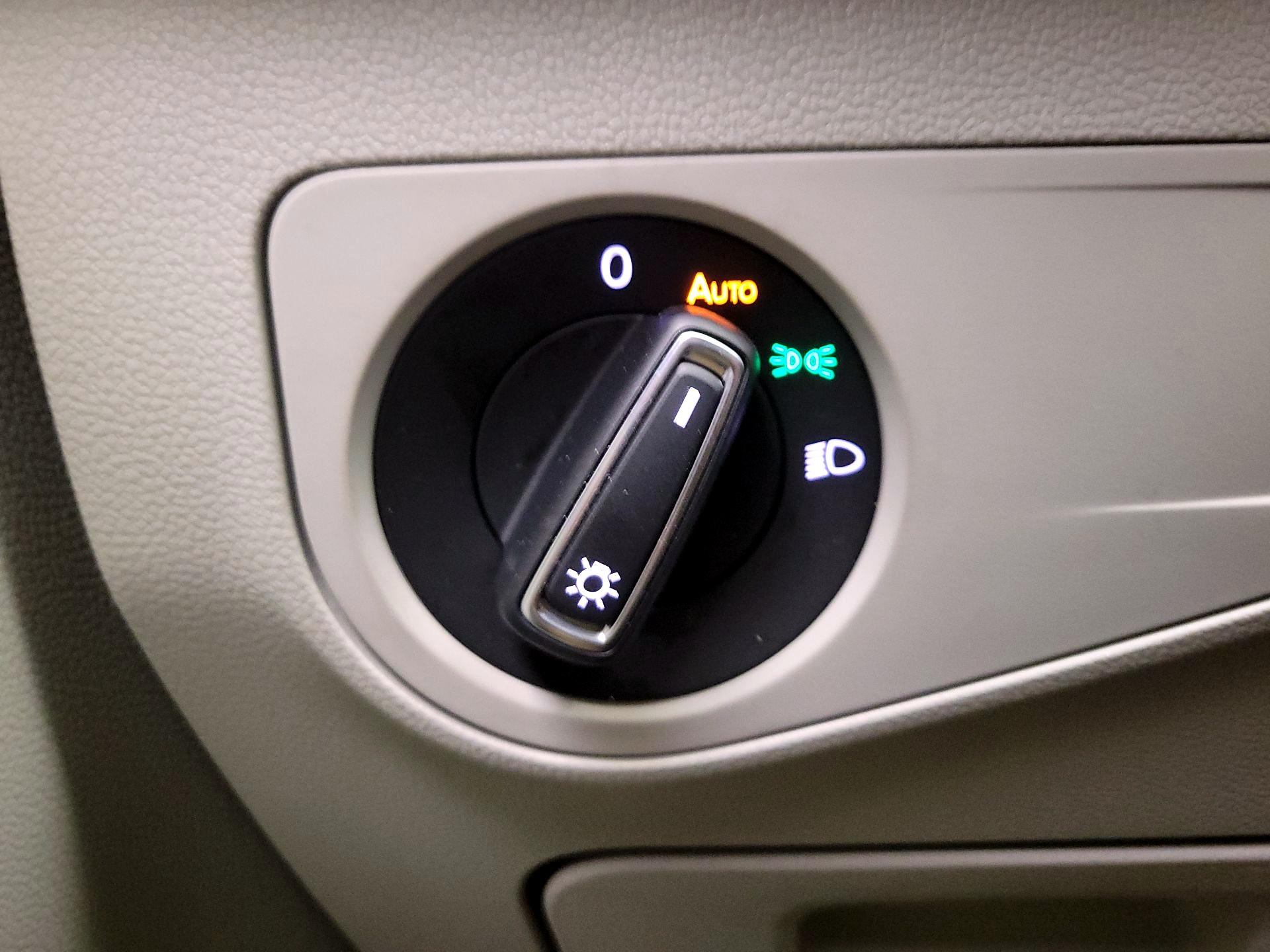 Thumbnail: 2024 Volkswagen Tiguan - 13