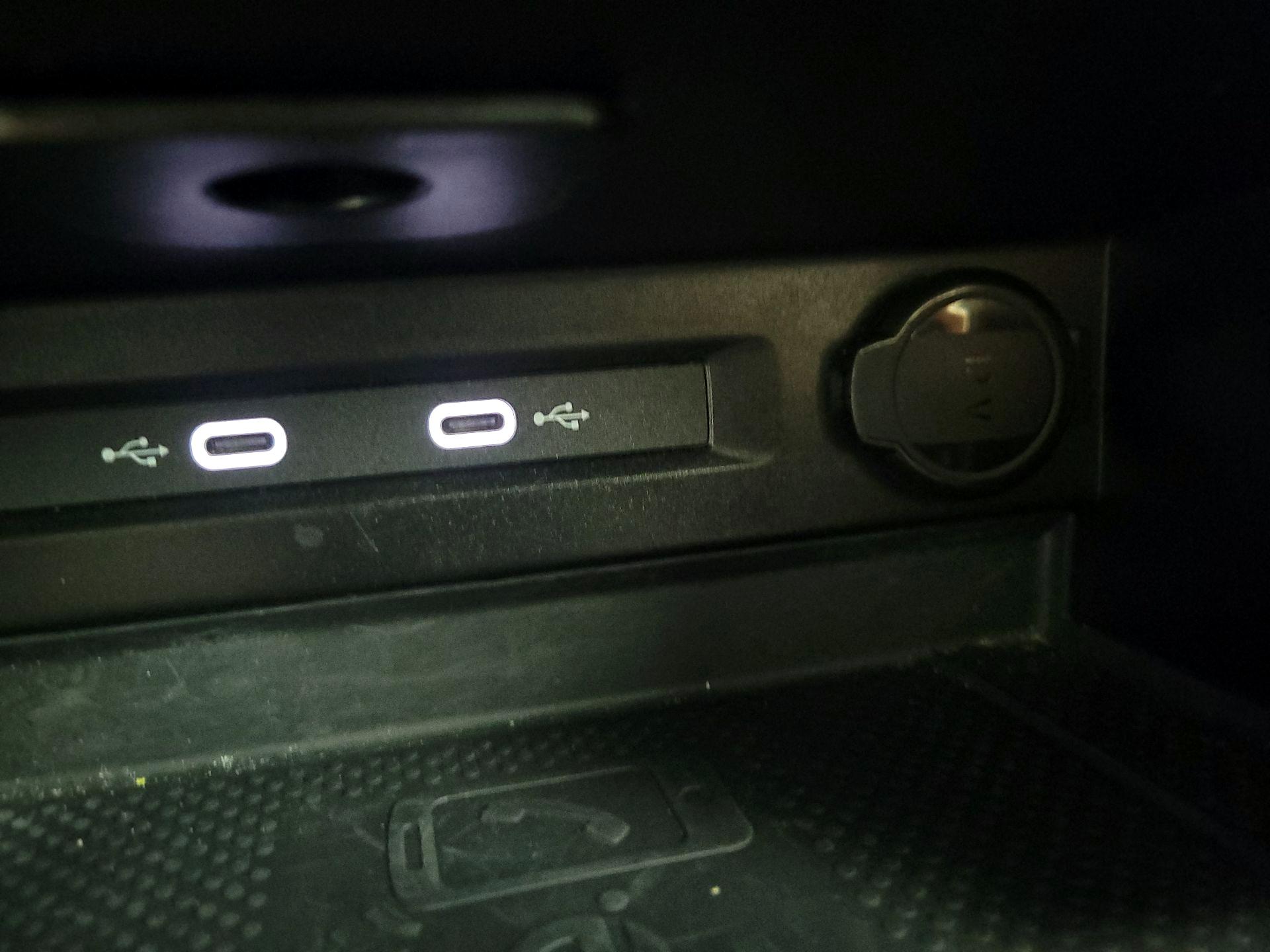 Thumbnail: 2024 Volkswagen Tiguan - 18