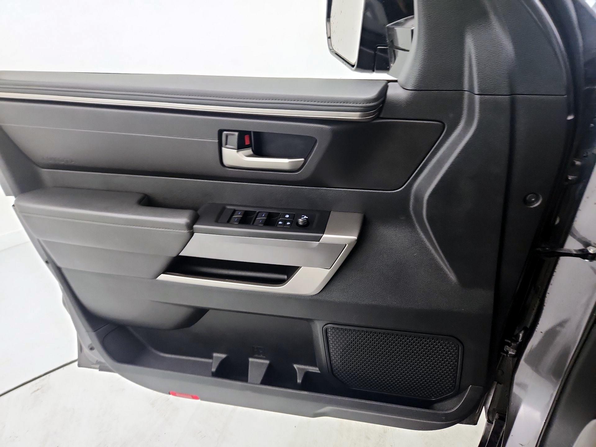 Thumbnail: 2022 Toyota Tundra - 12