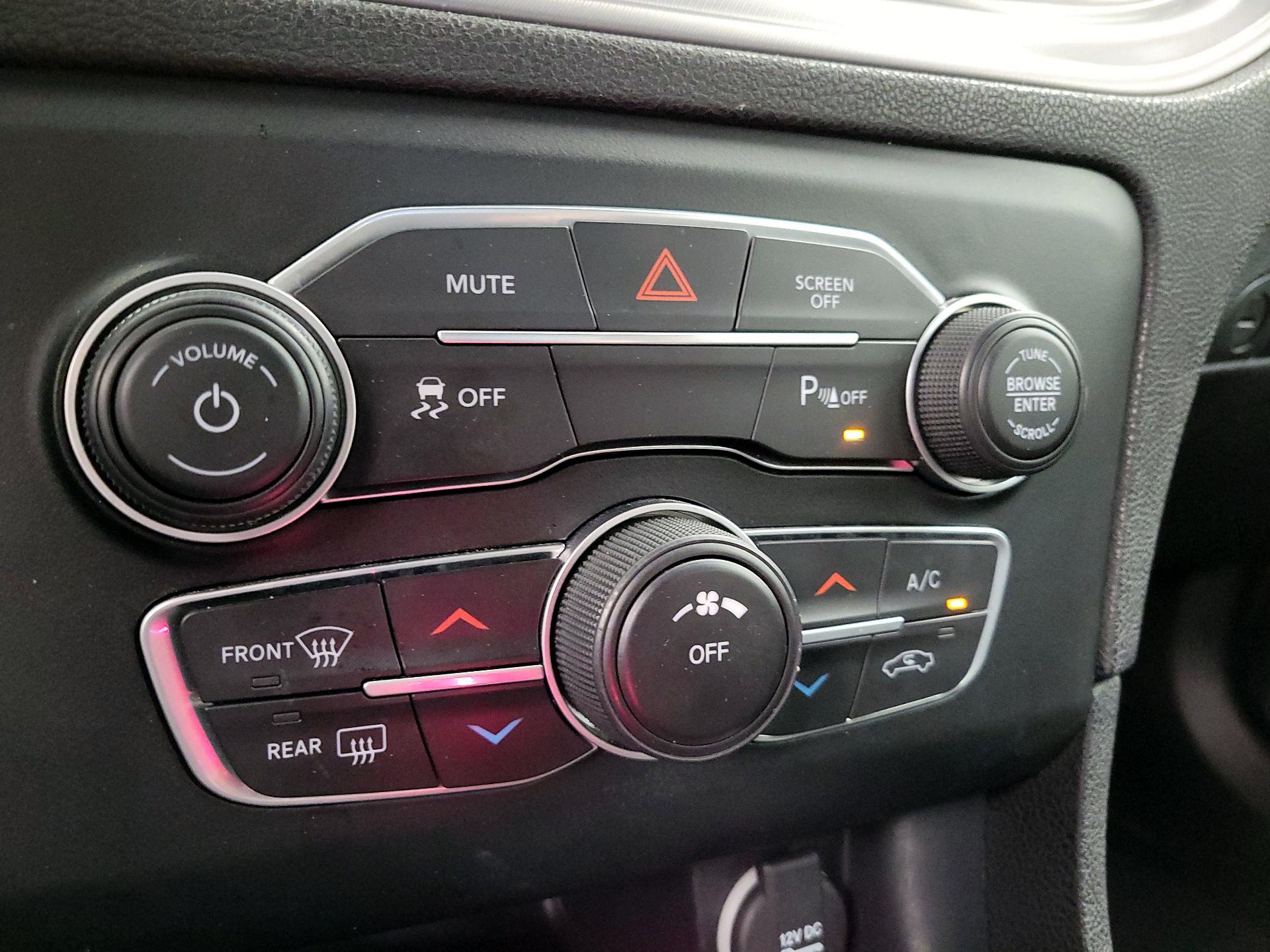 Thumbnail: 2023 Dodge Charger - 16