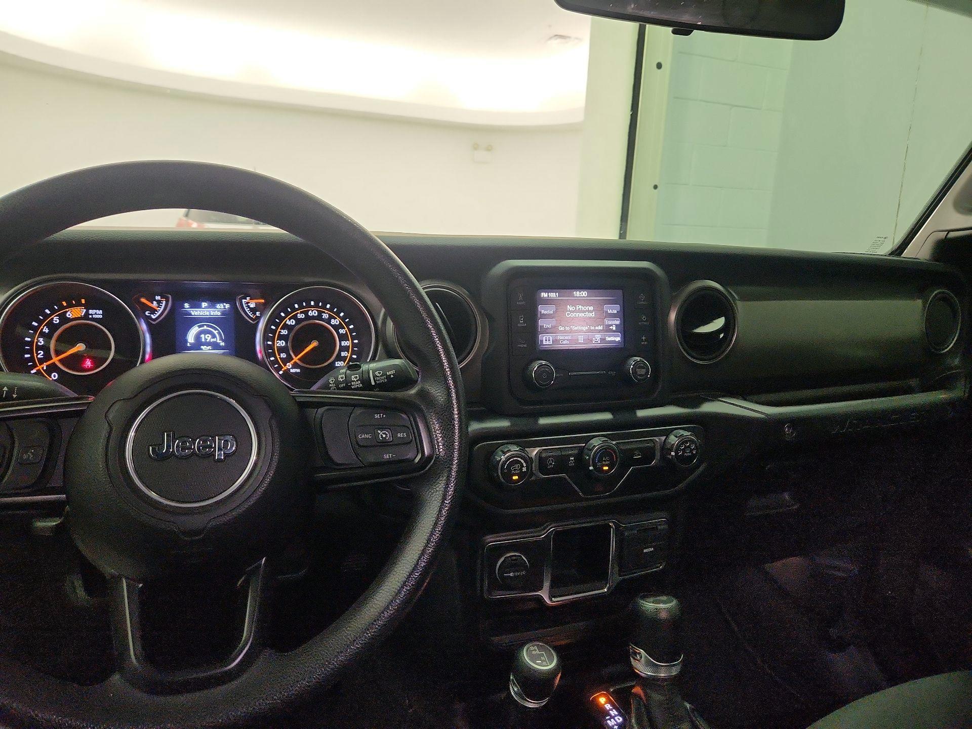 Thumbnail: 2021 Jeep Wrangler - 9