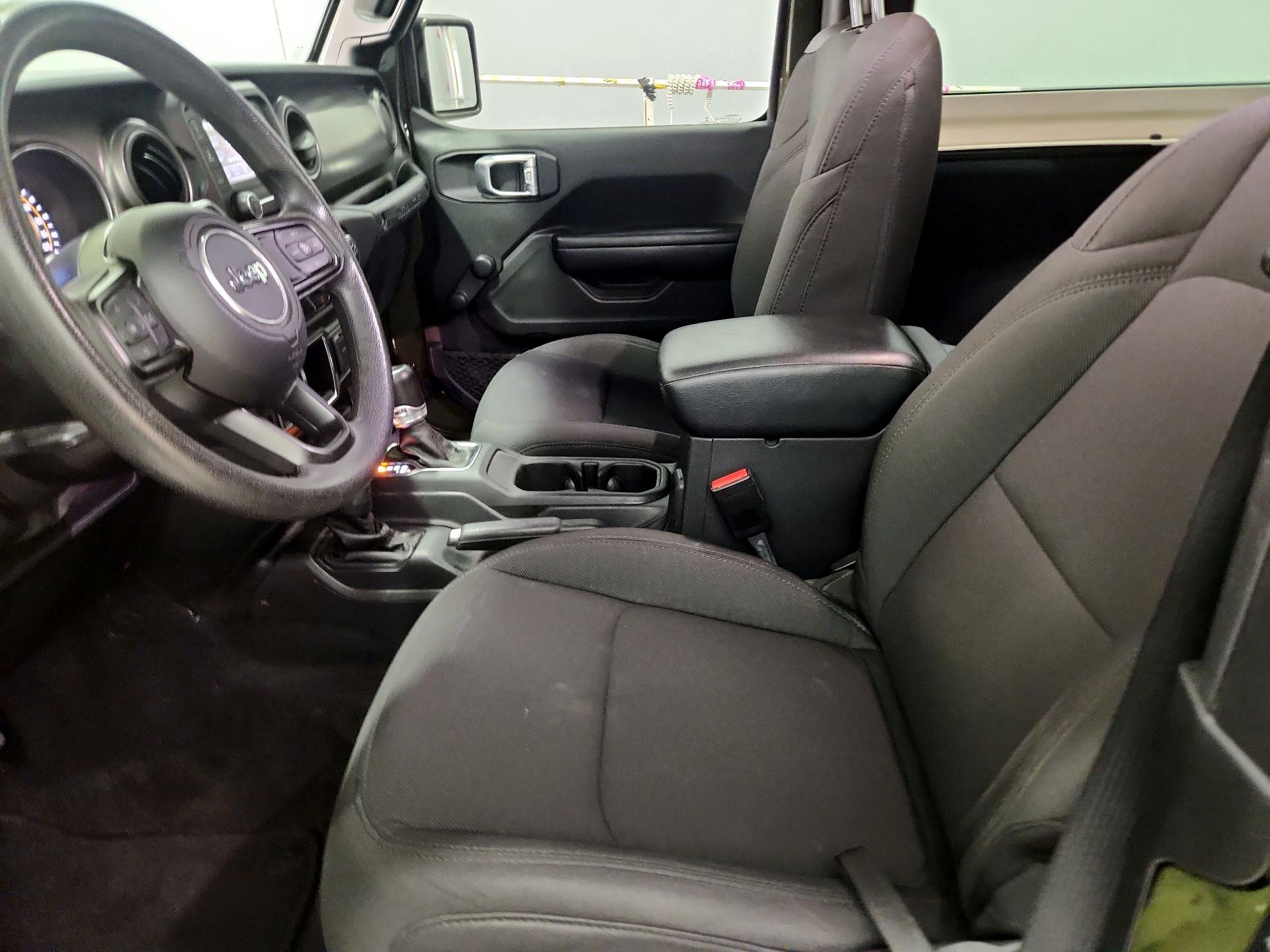 Thumbnail: 2021 Jeep Wrangler - 11