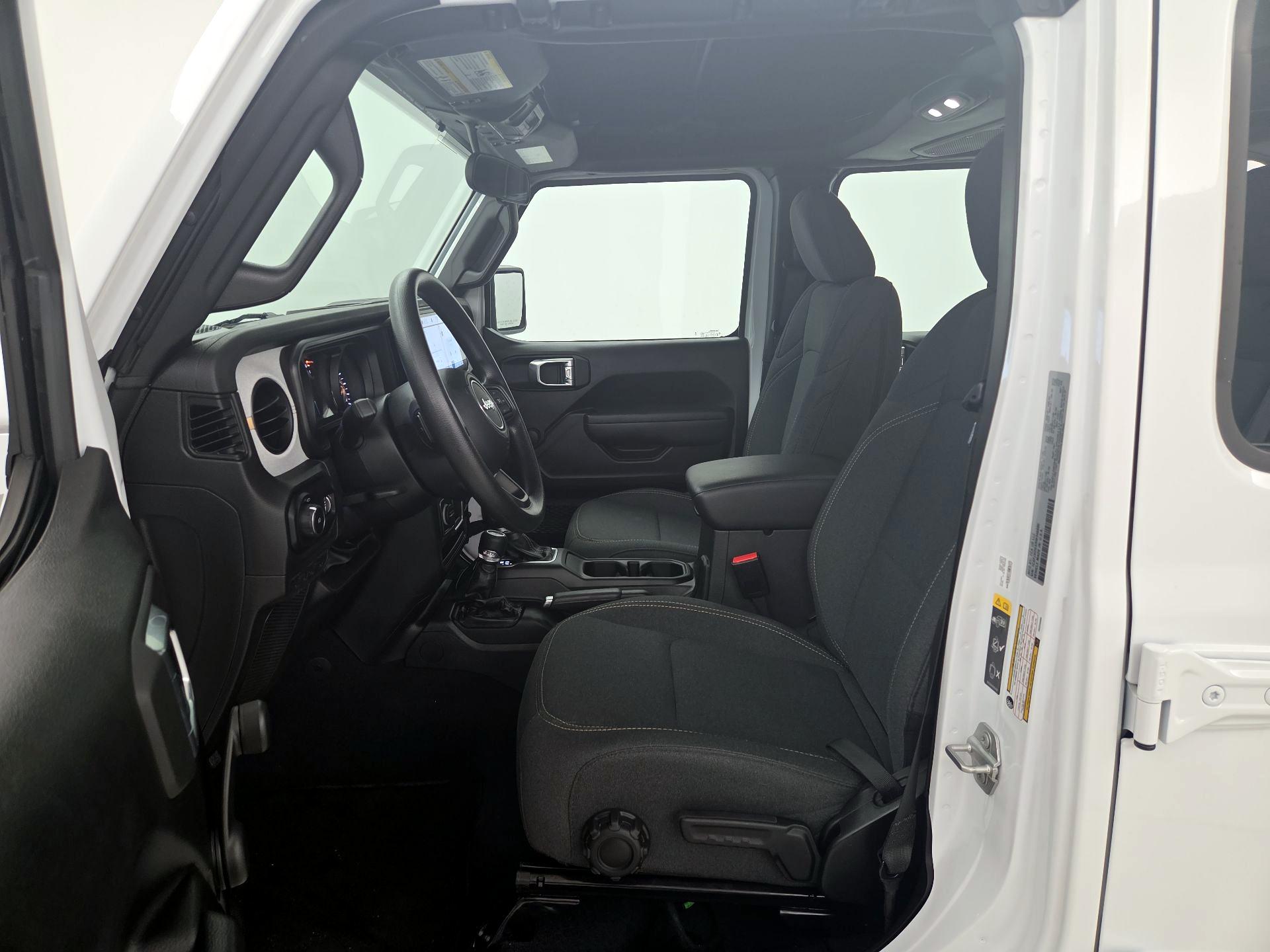 Thumbnail: 2024 Jeep Wrangler - 11