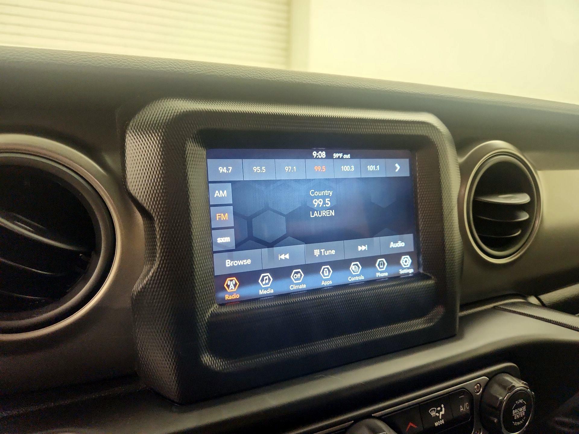 Thumbnail: 2022 Jeep Wrangler - 15