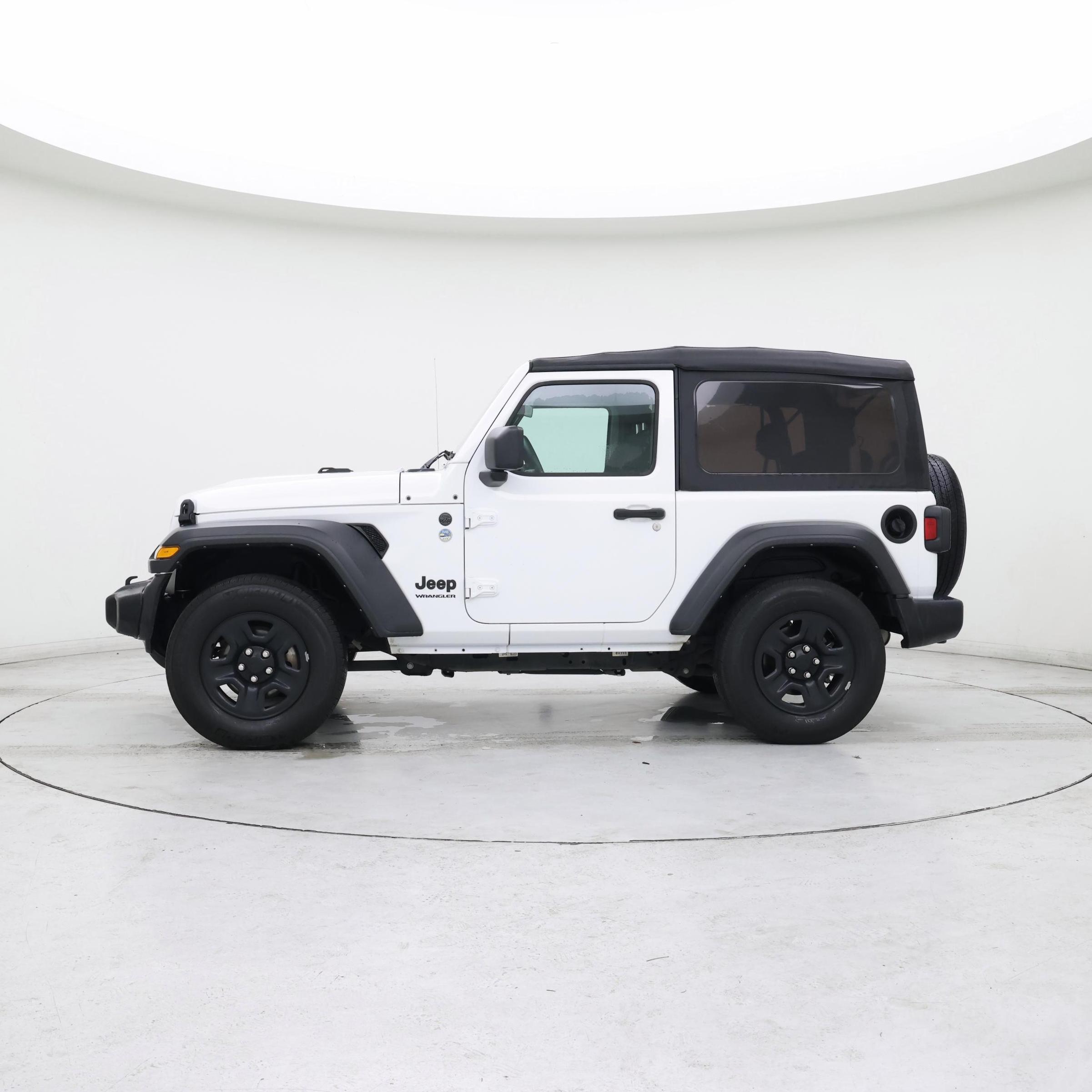 Thumbnail: 2022 Jeep Wrangler - 3