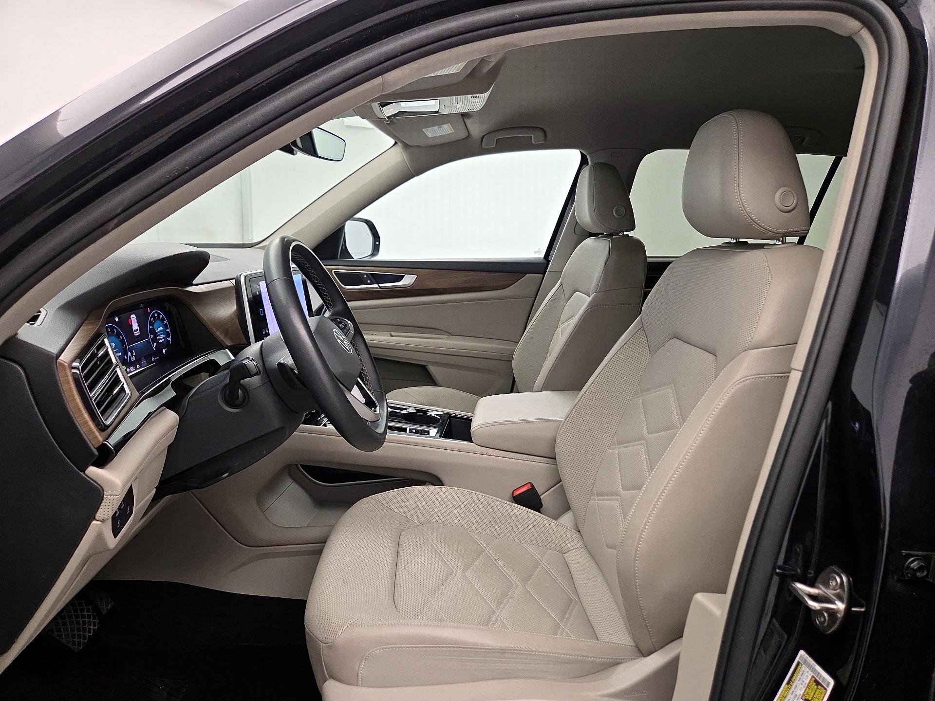 Thumbnail: 2024 Volkswagen Atlas - 11