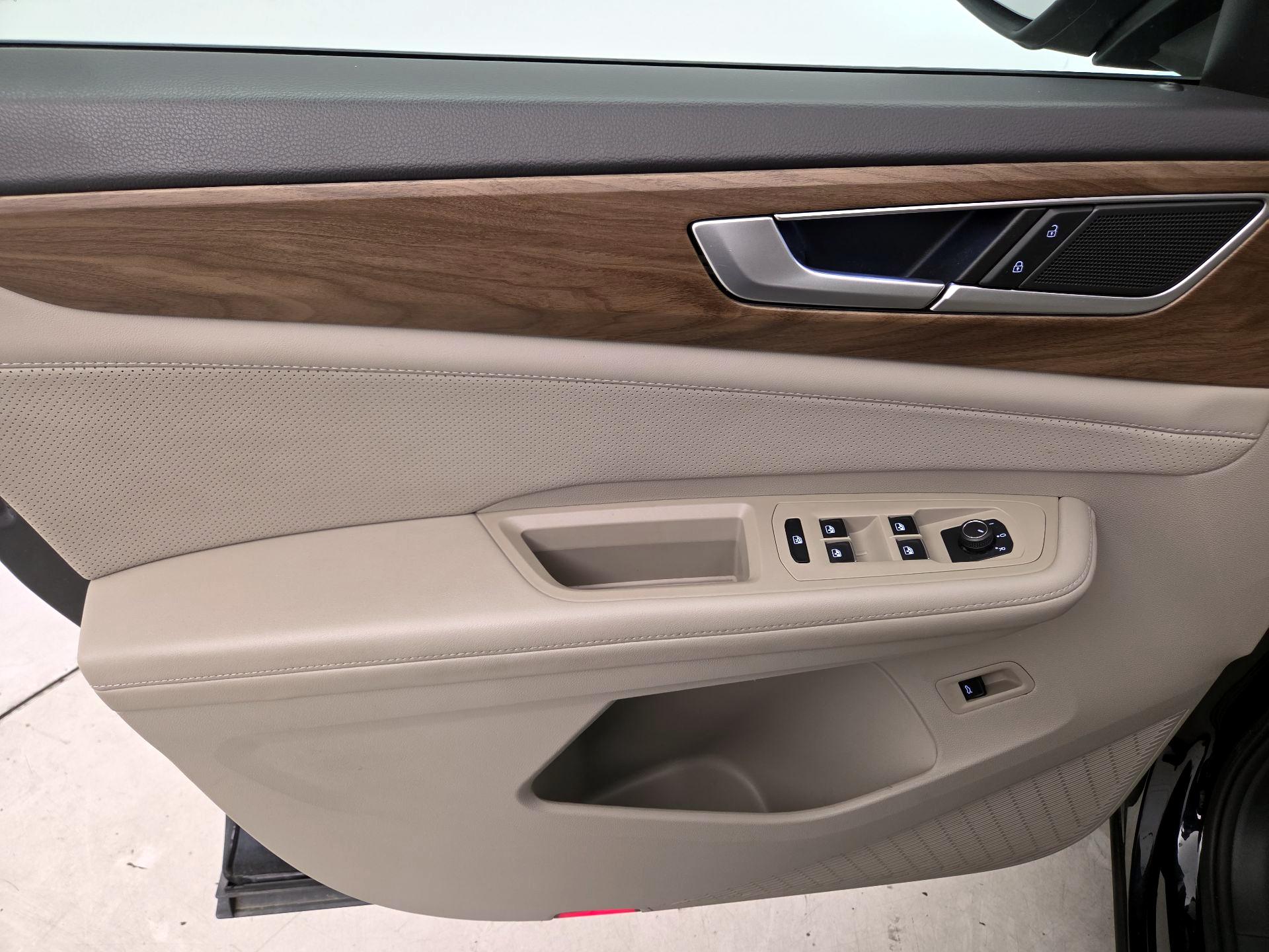 Thumbnail: 2024 Volkswagen Atlas - 12