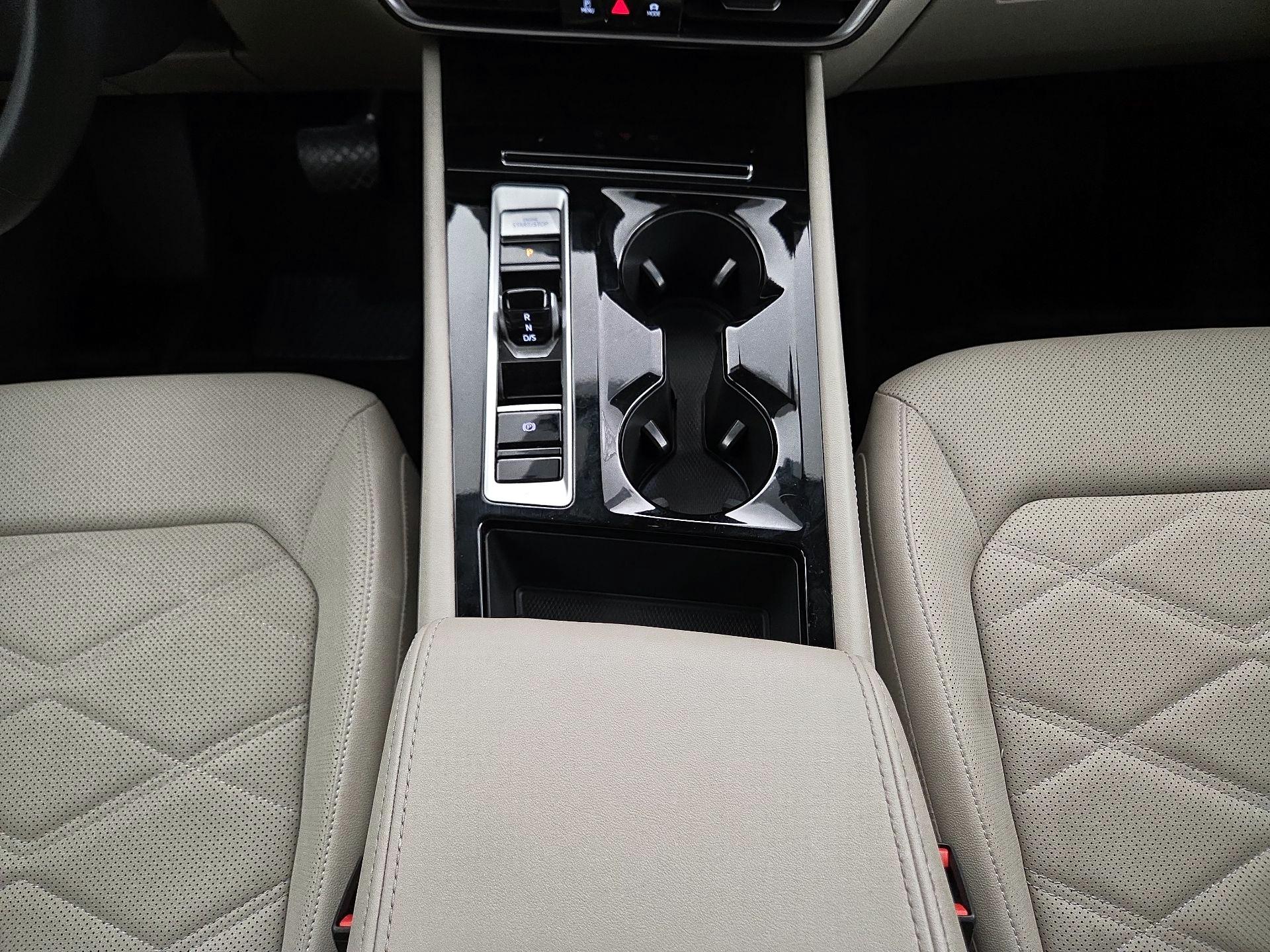 Thumbnail: 2024 Volkswagen Atlas - 17