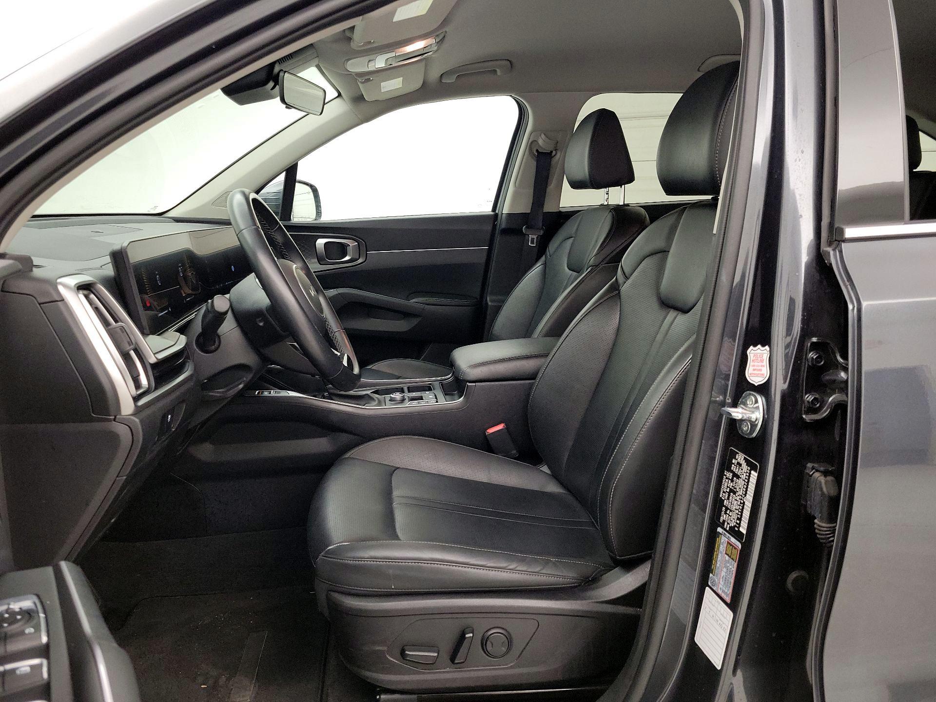 Thumbnail: 2024 Kia Sorento - 11