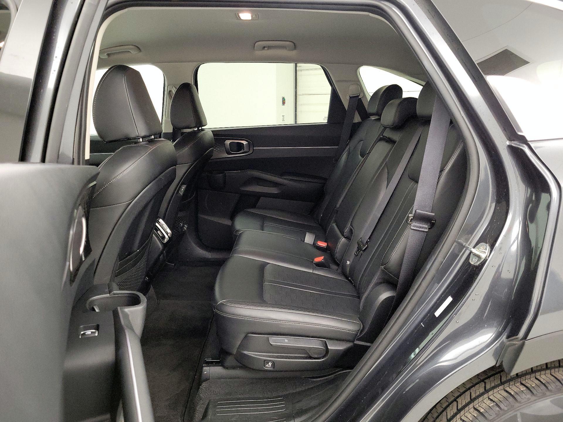 Thumbnail: 2024 Kia Sorento - 20