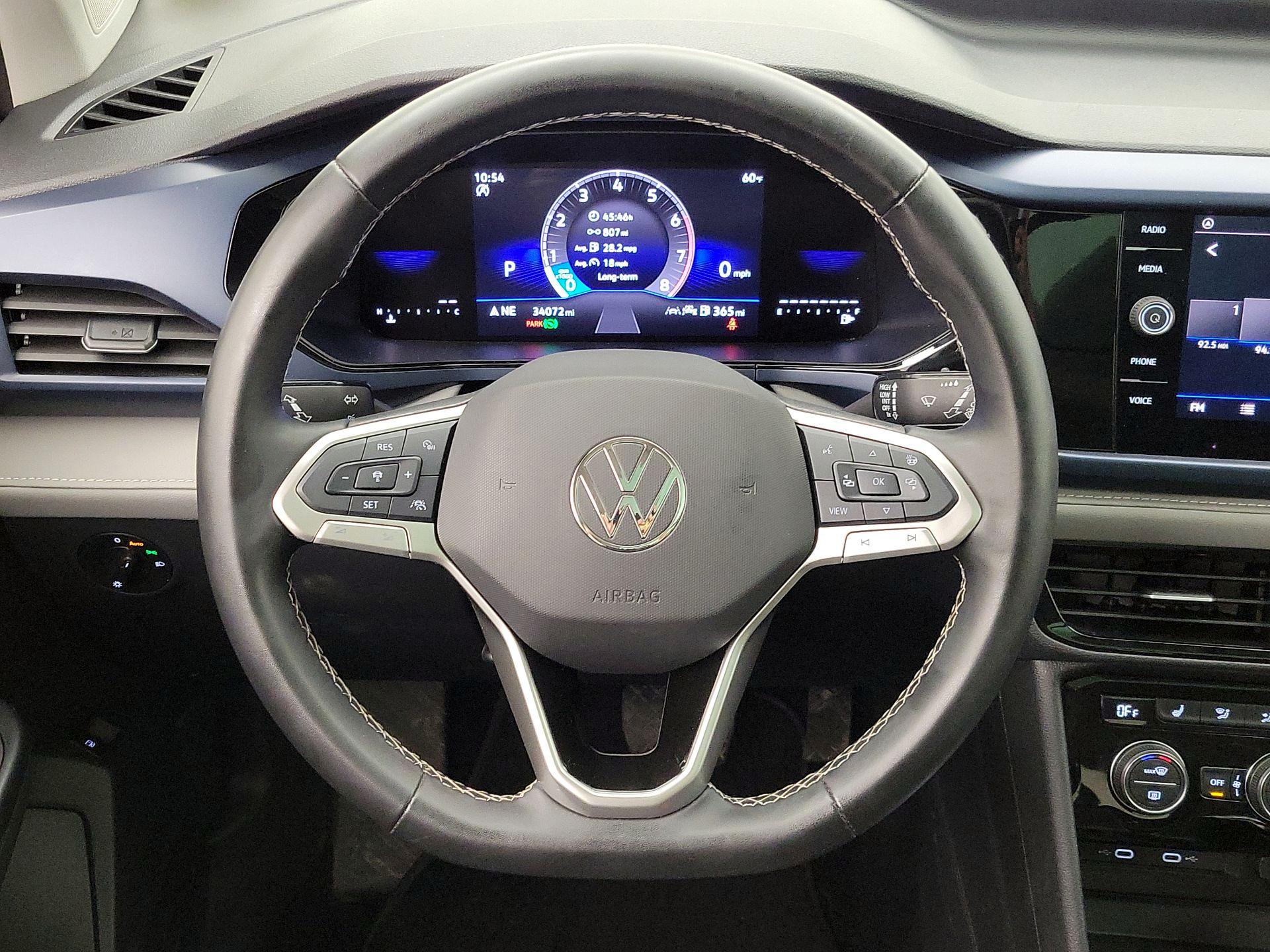 Thumbnail: 2024 Volkswagen Taos - 10