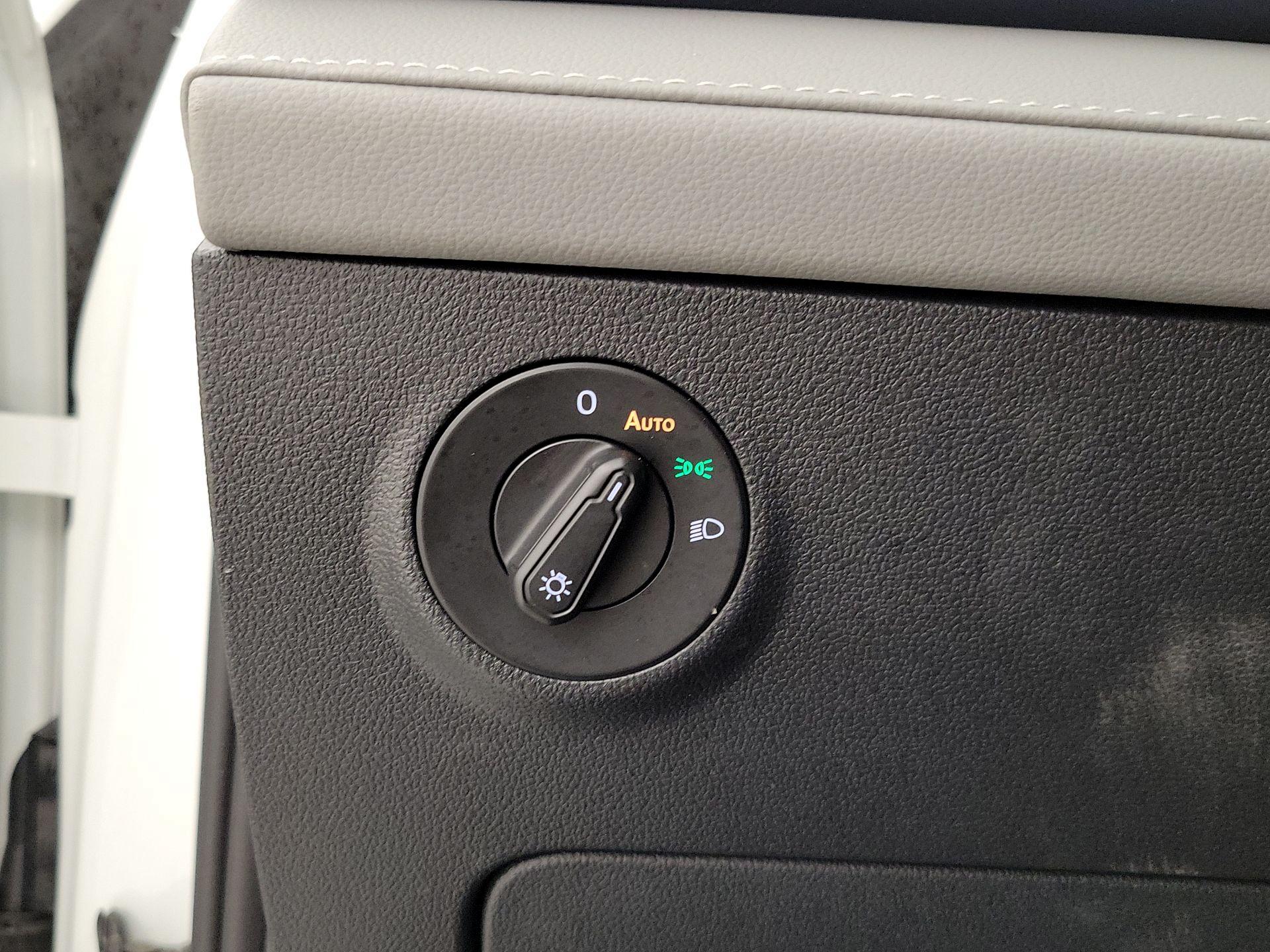 Thumbnail: 2024 Volkswagen Taos - 13