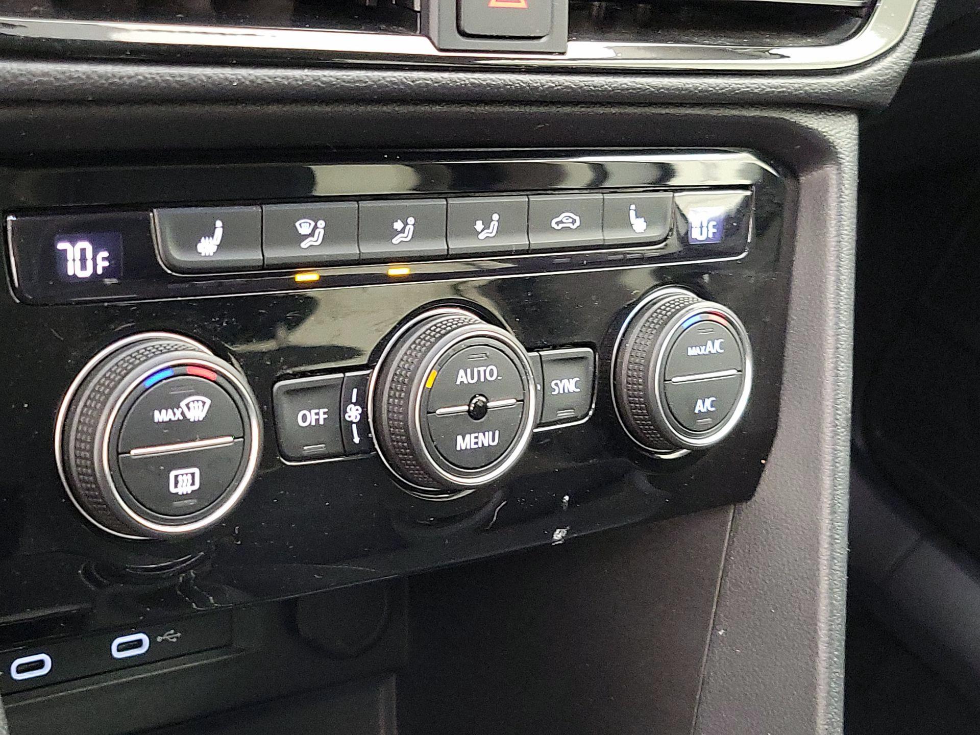 Thumbnail: 2024 Volkswagen Taos - 16