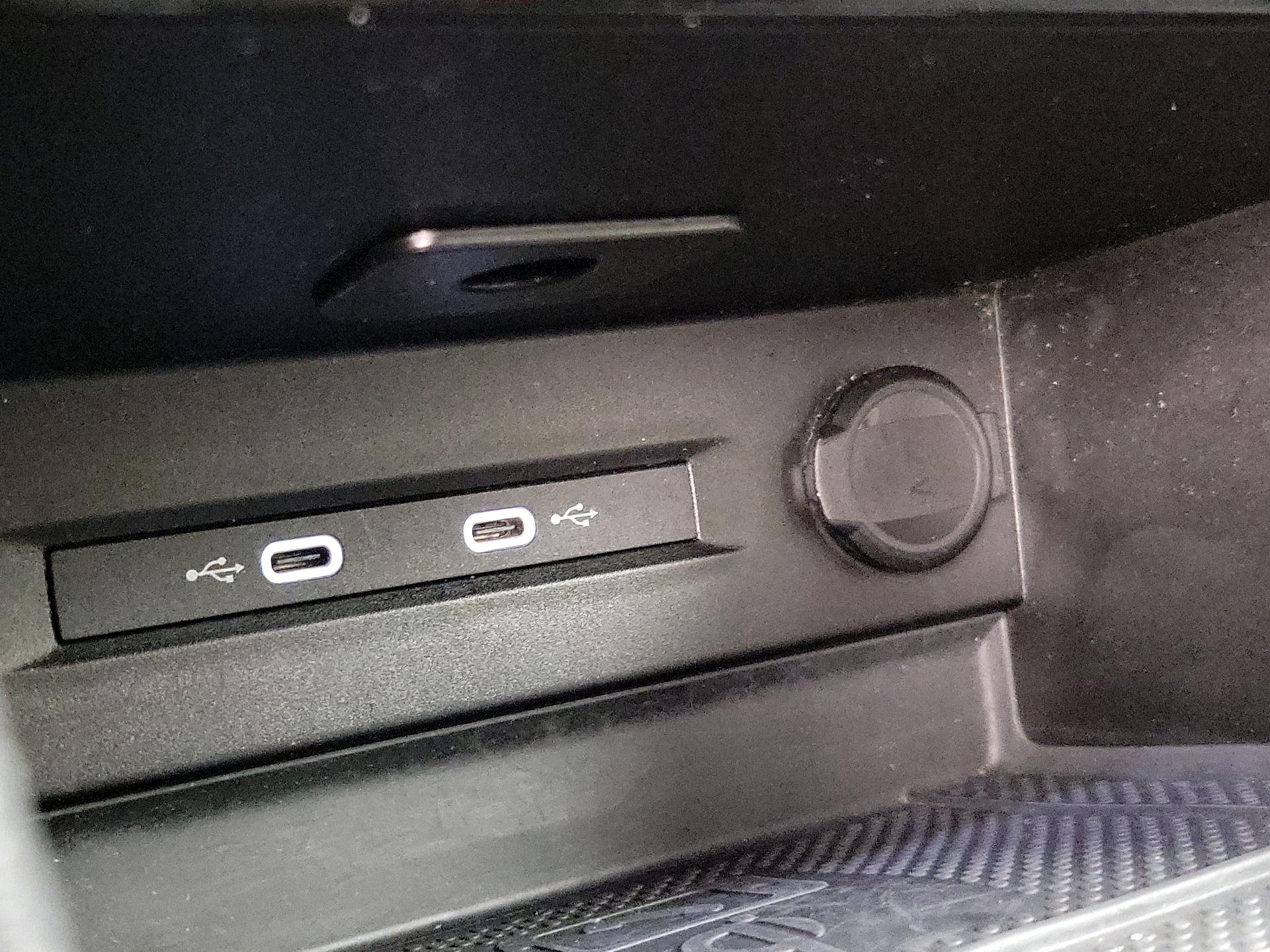 Thumbnail: 2024 Volkswagen Taos - 18