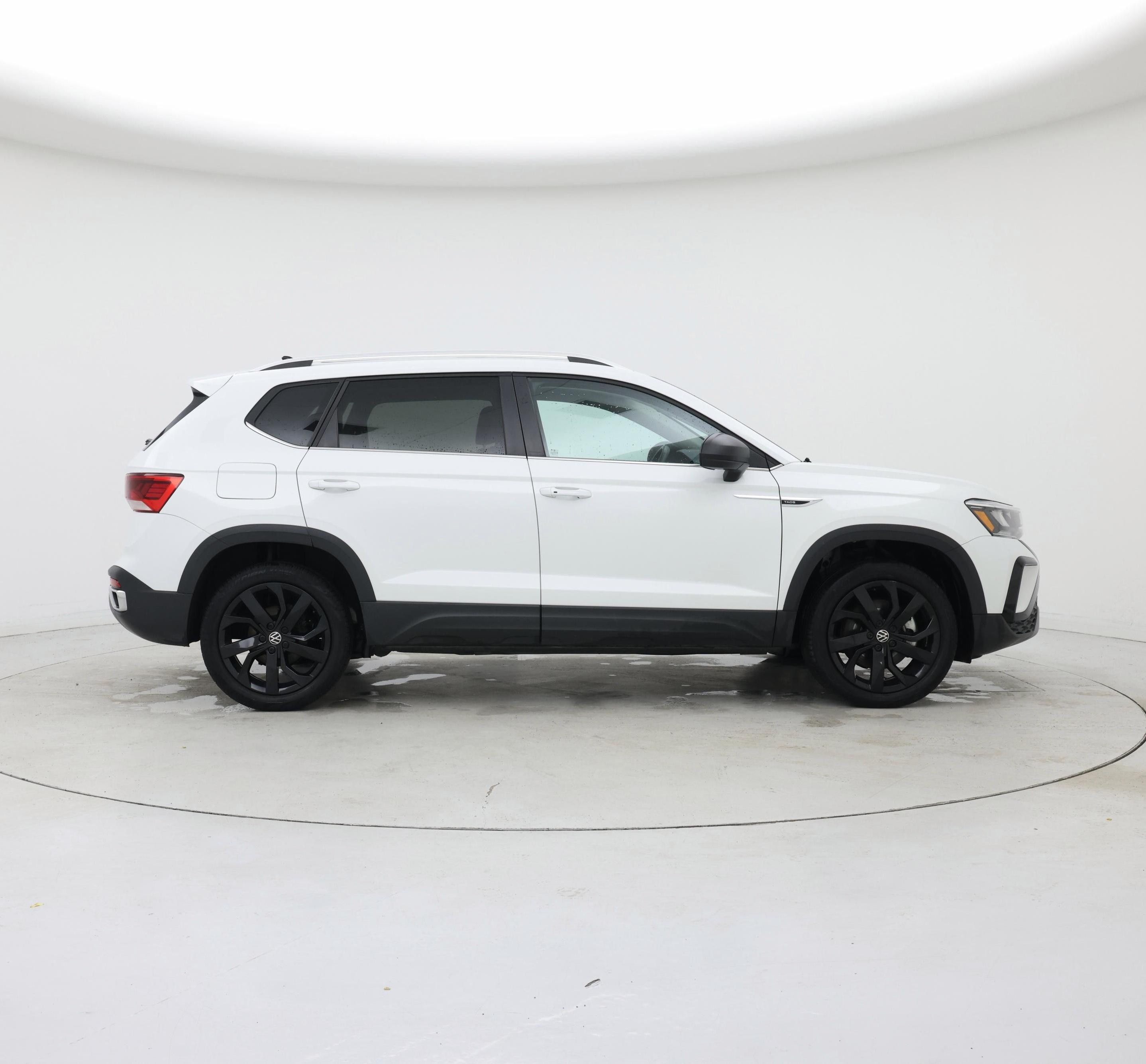 Thumbnail: 2024 Volkswagen Taos - 7