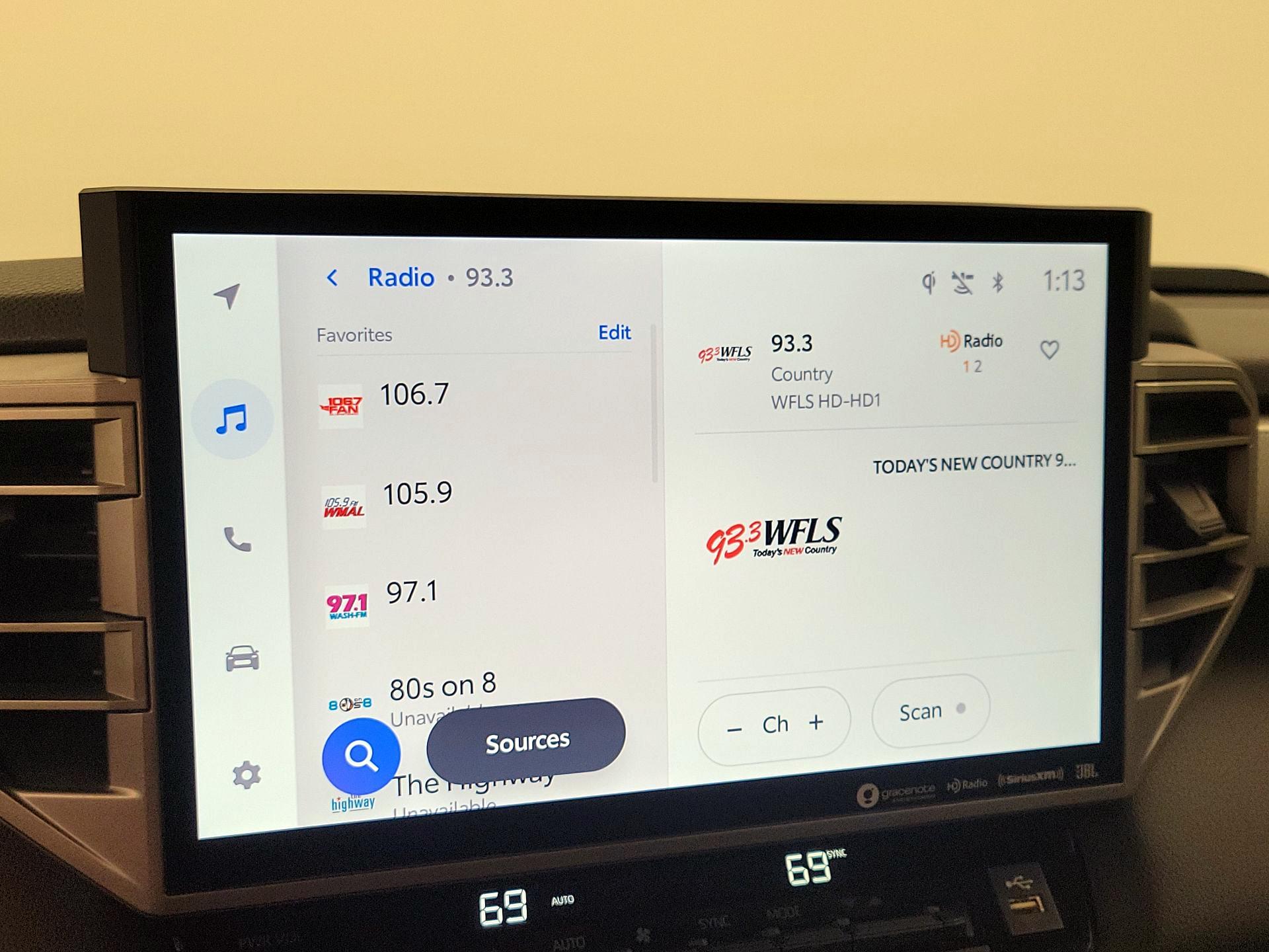 Thumbnail: 2022 Toyota Tundra - 15