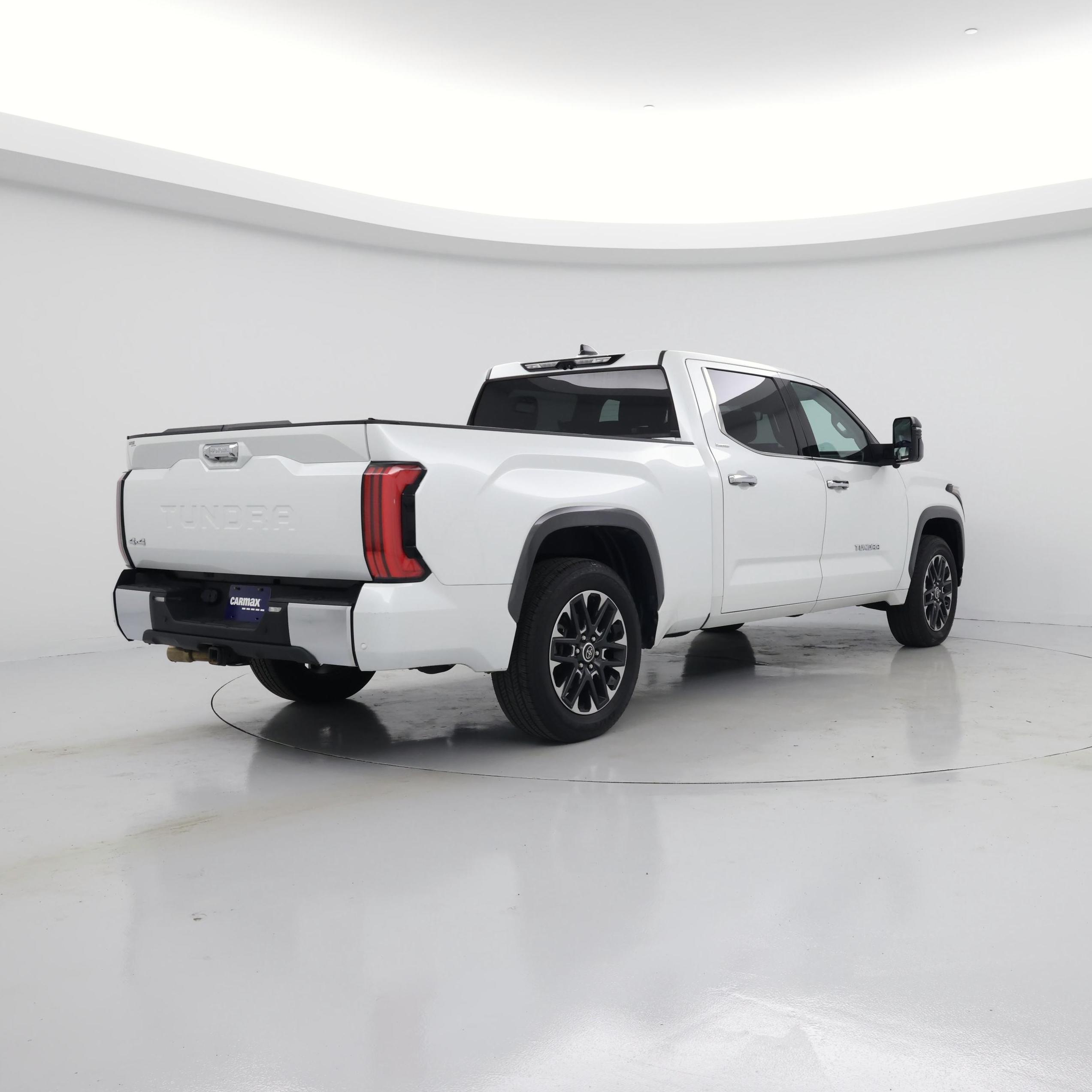 Thumbnail: 2022 Toyota Tundra - 8