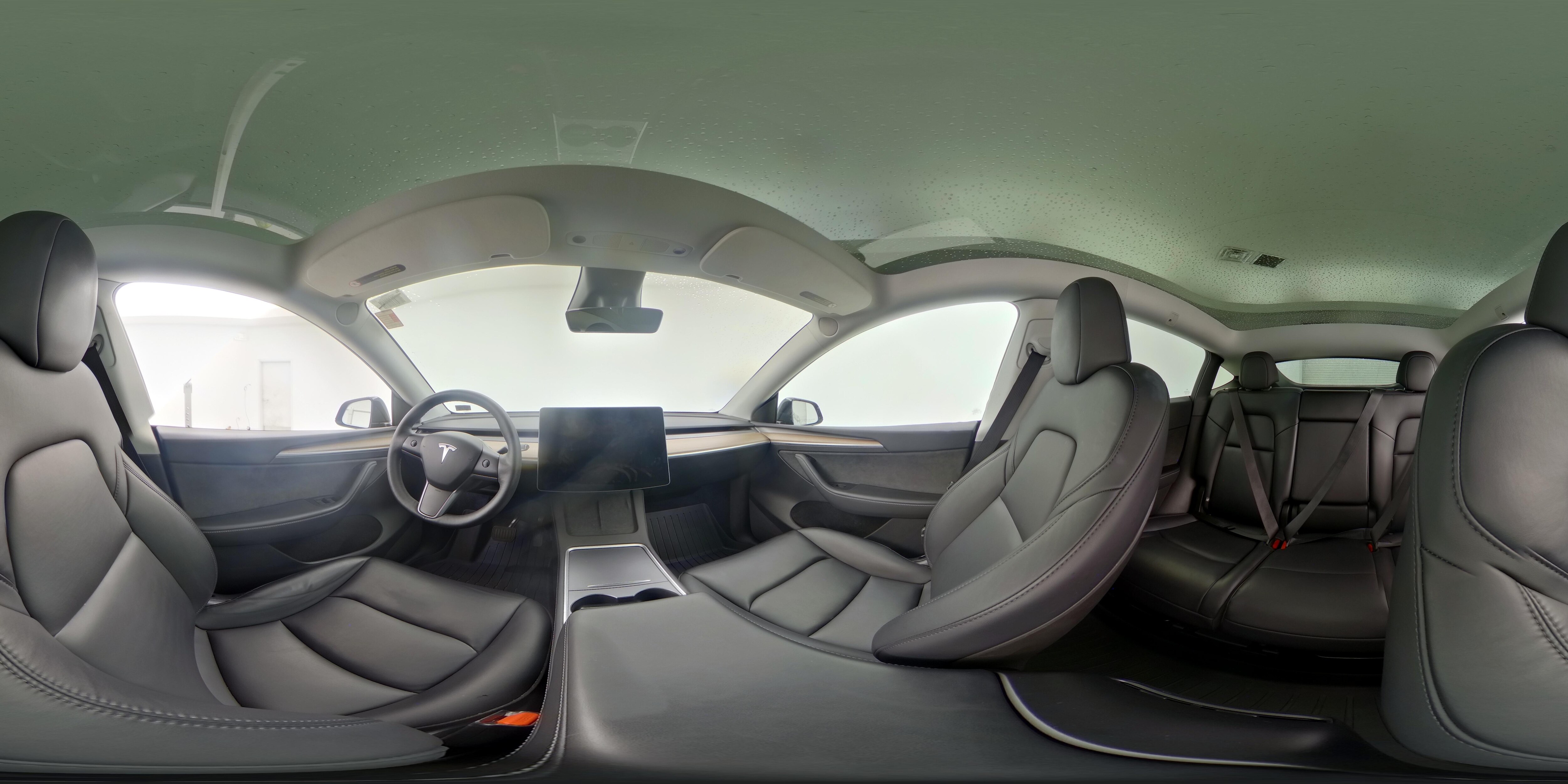 2025 Tesla Model Y Long Range - Photo 23