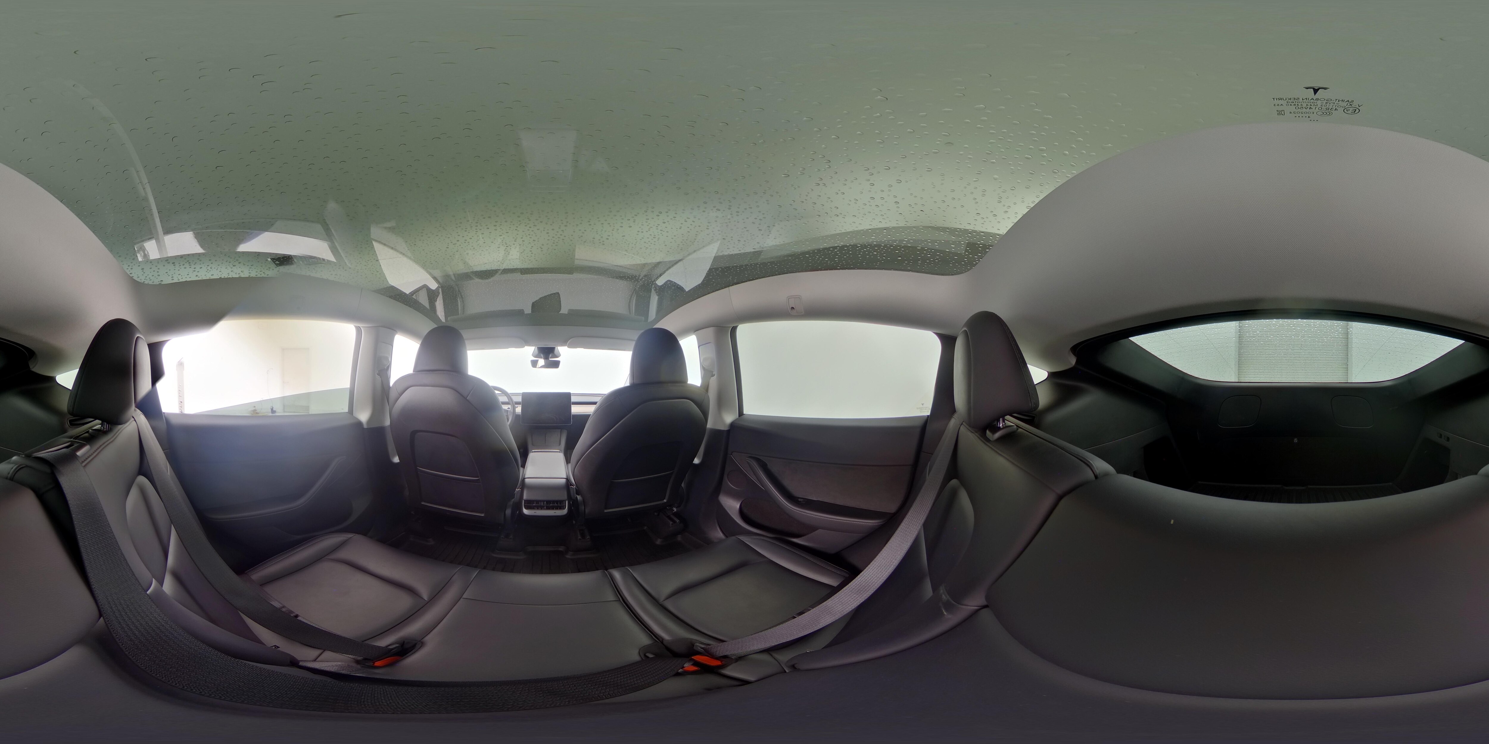 2025 Tesla Model Y Long Range - Photo 24