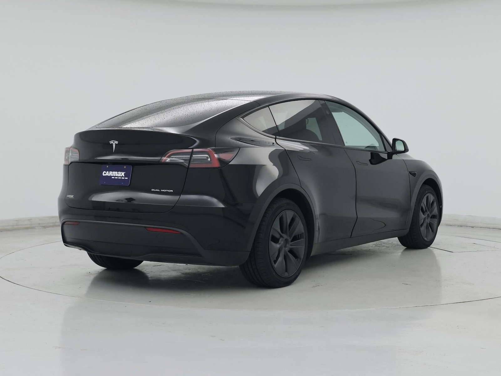 2025 Tesla Model Y Long Range - Photo 9