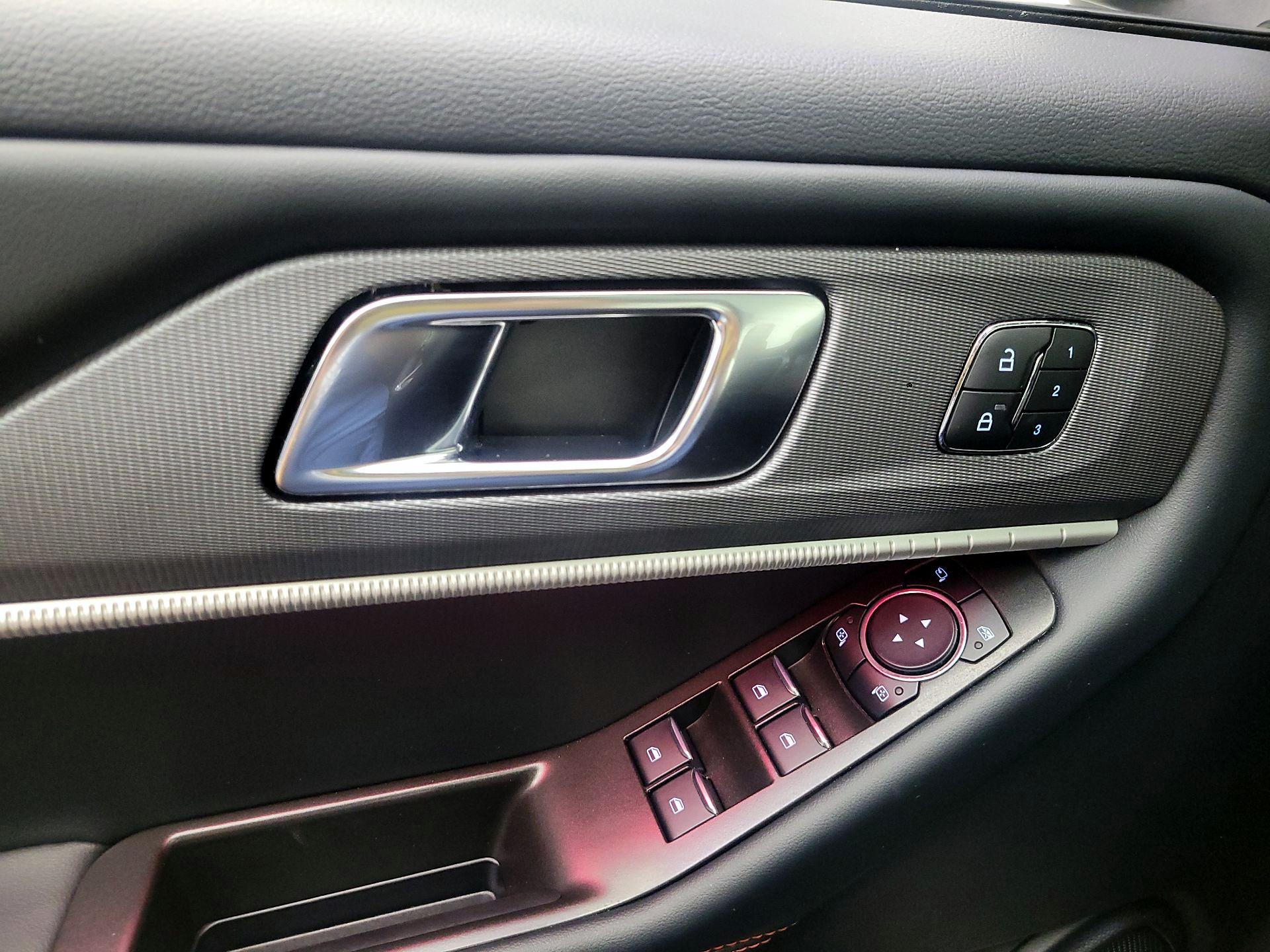 Thumbnail: 2025 Ford Explorer - 10