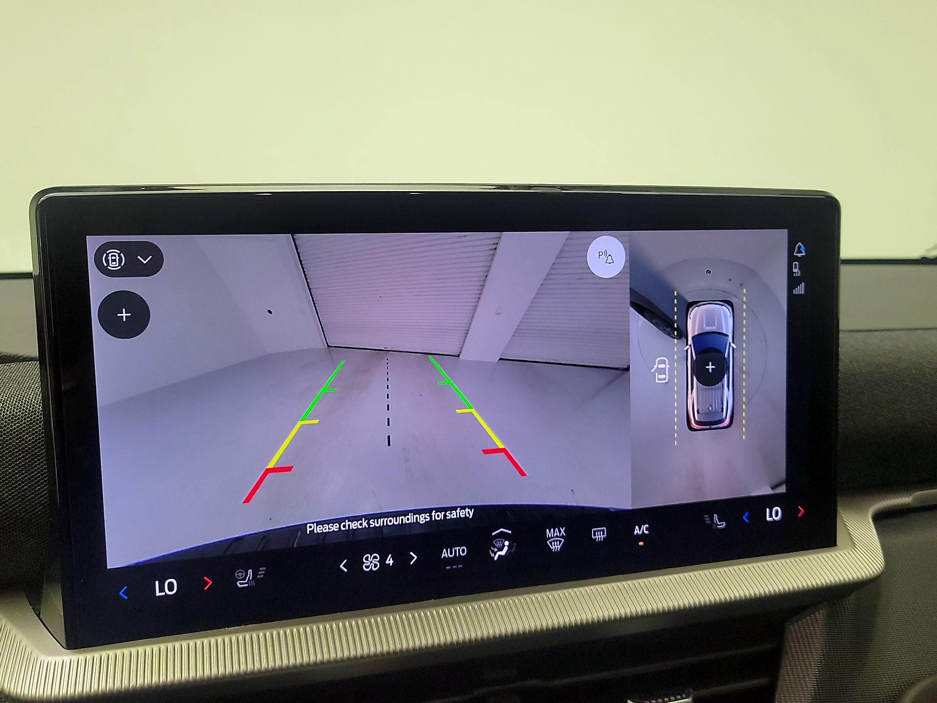 Thumbnail: 2025 Ford Explorer - 13