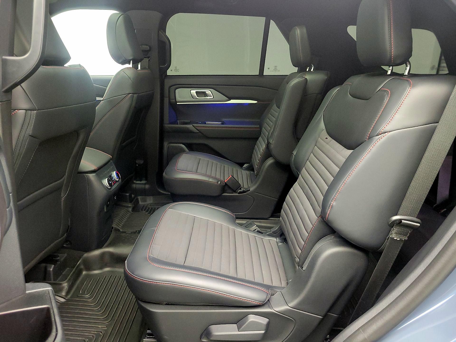 Thumbnail: 2025 Ford Explorer - 18