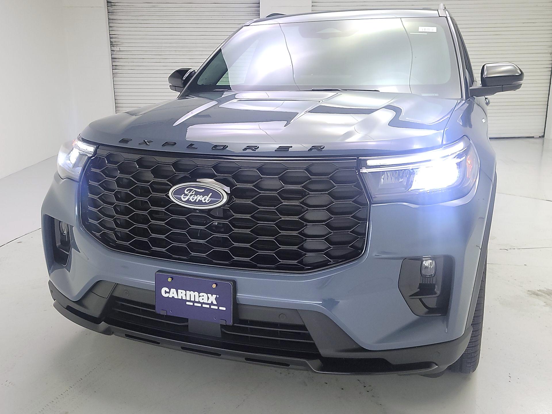 Thumbnail: 2025 Ford Explorer - 2