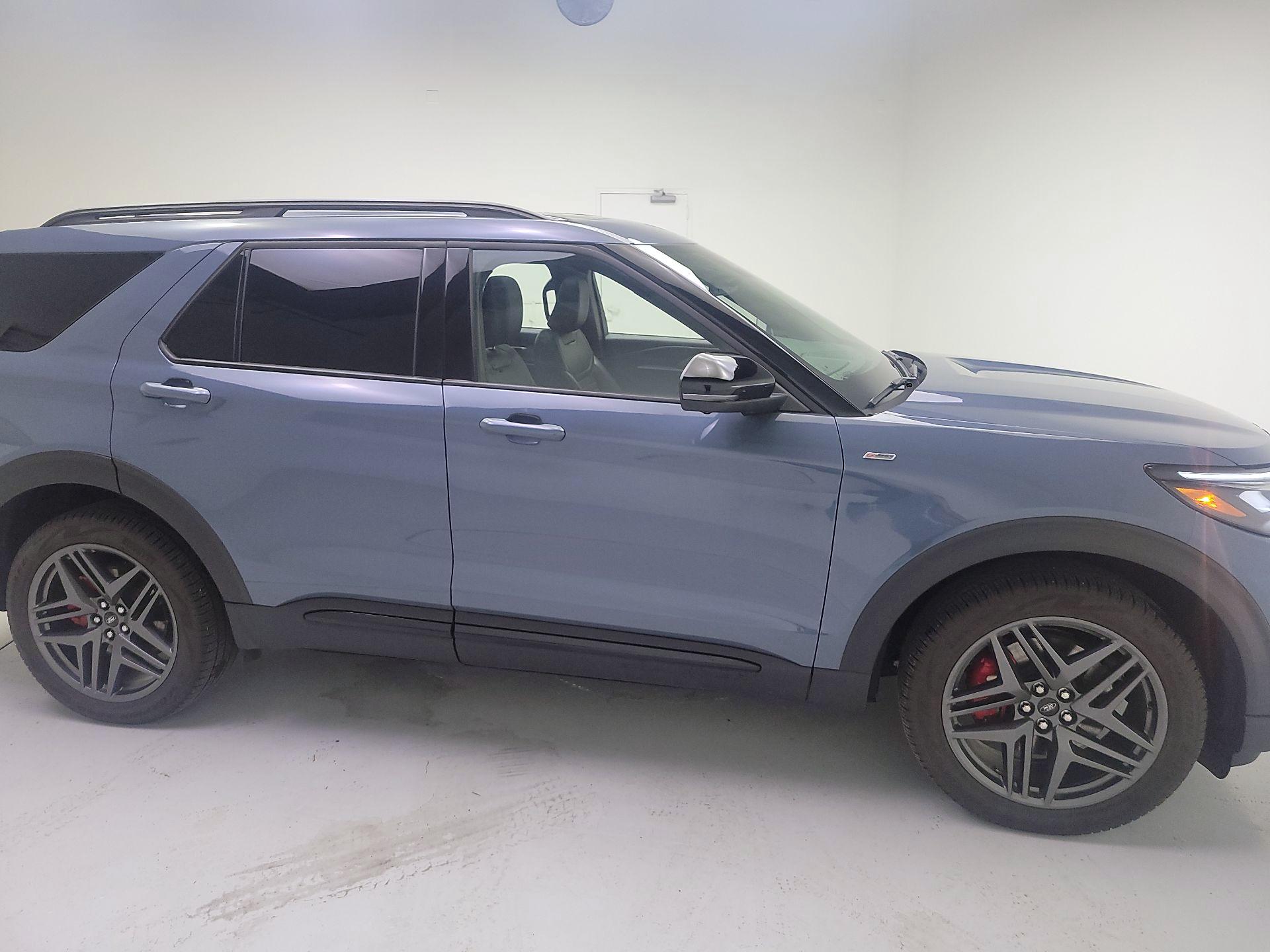 Thumbnail: 2025 Ford Explorer - 4